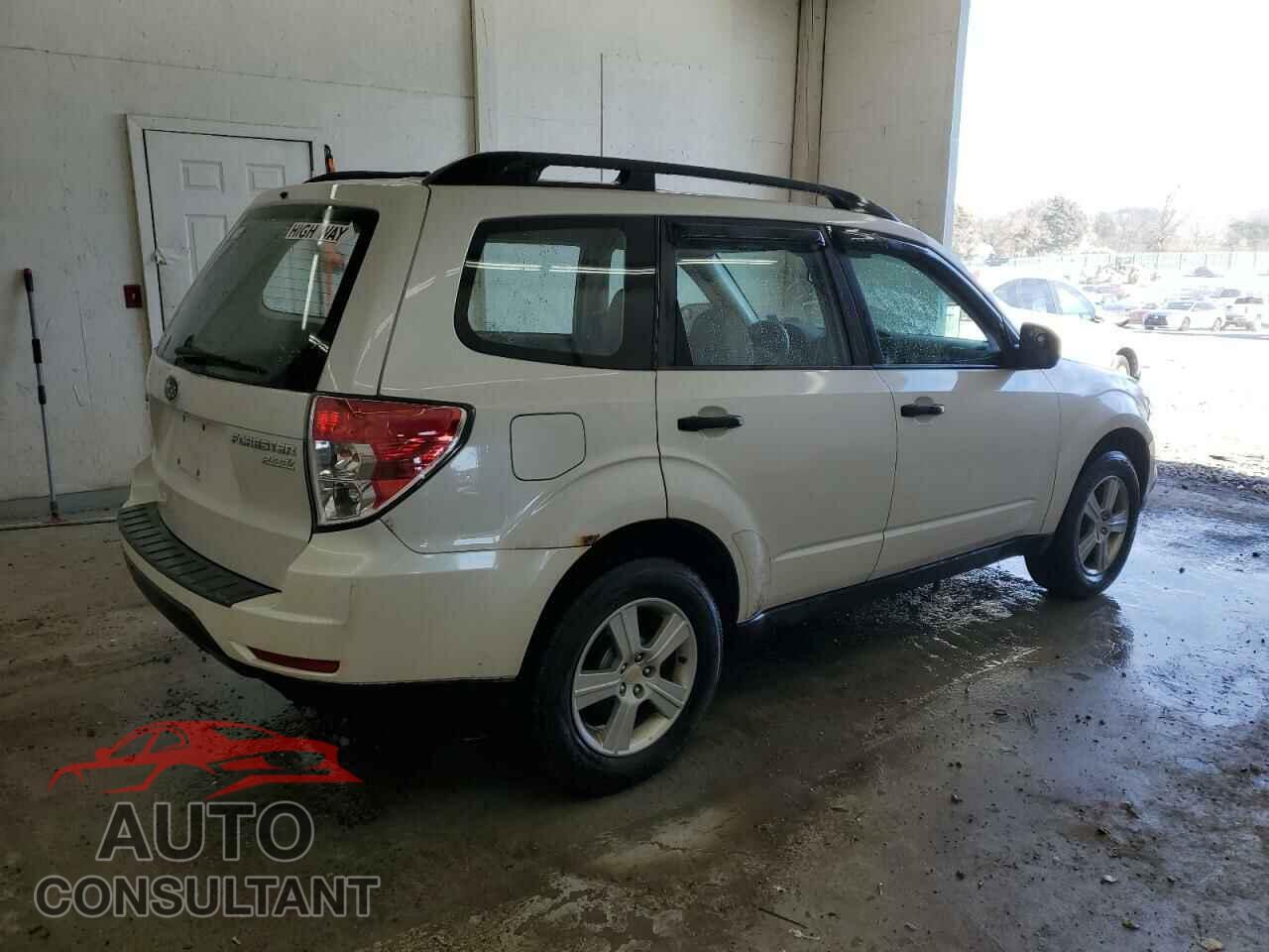 SUBARU FORESTER 2011 - JF2SHABC8BG701492