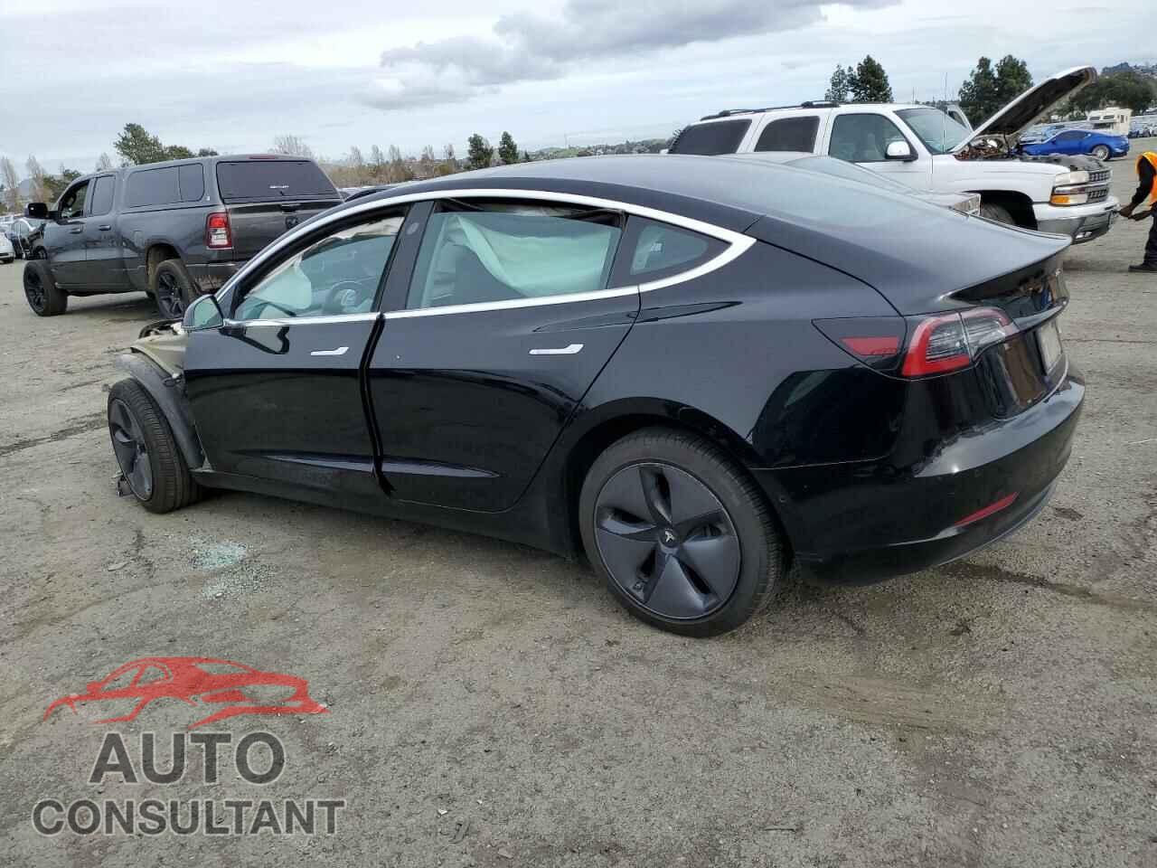 TESLA MODEL 3 2019 - 5YJ3E1EB8KF199043