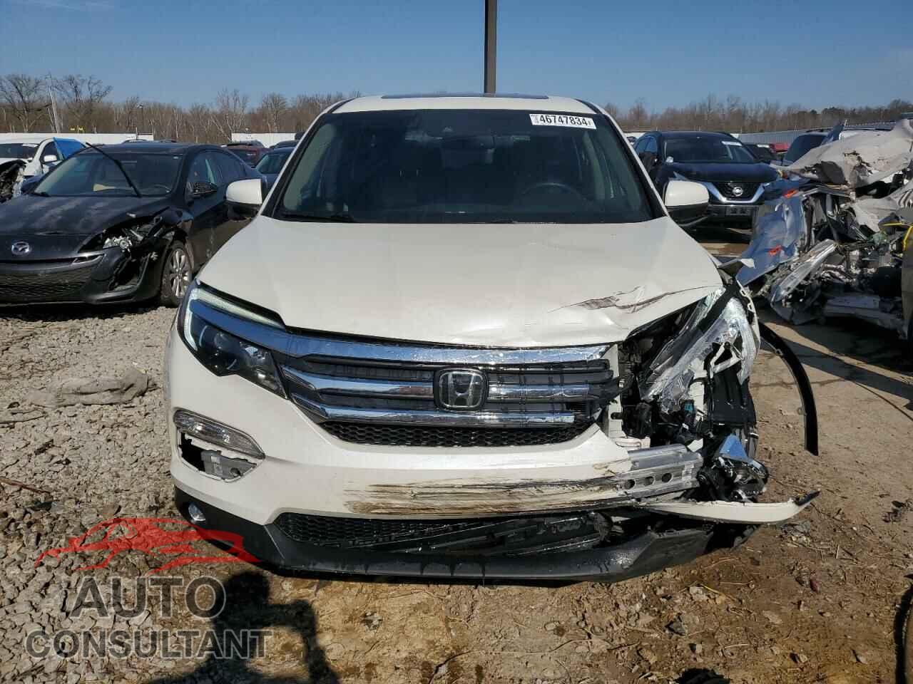 HONDA PILOT 2017 - 5FNYF6H6XHB022887