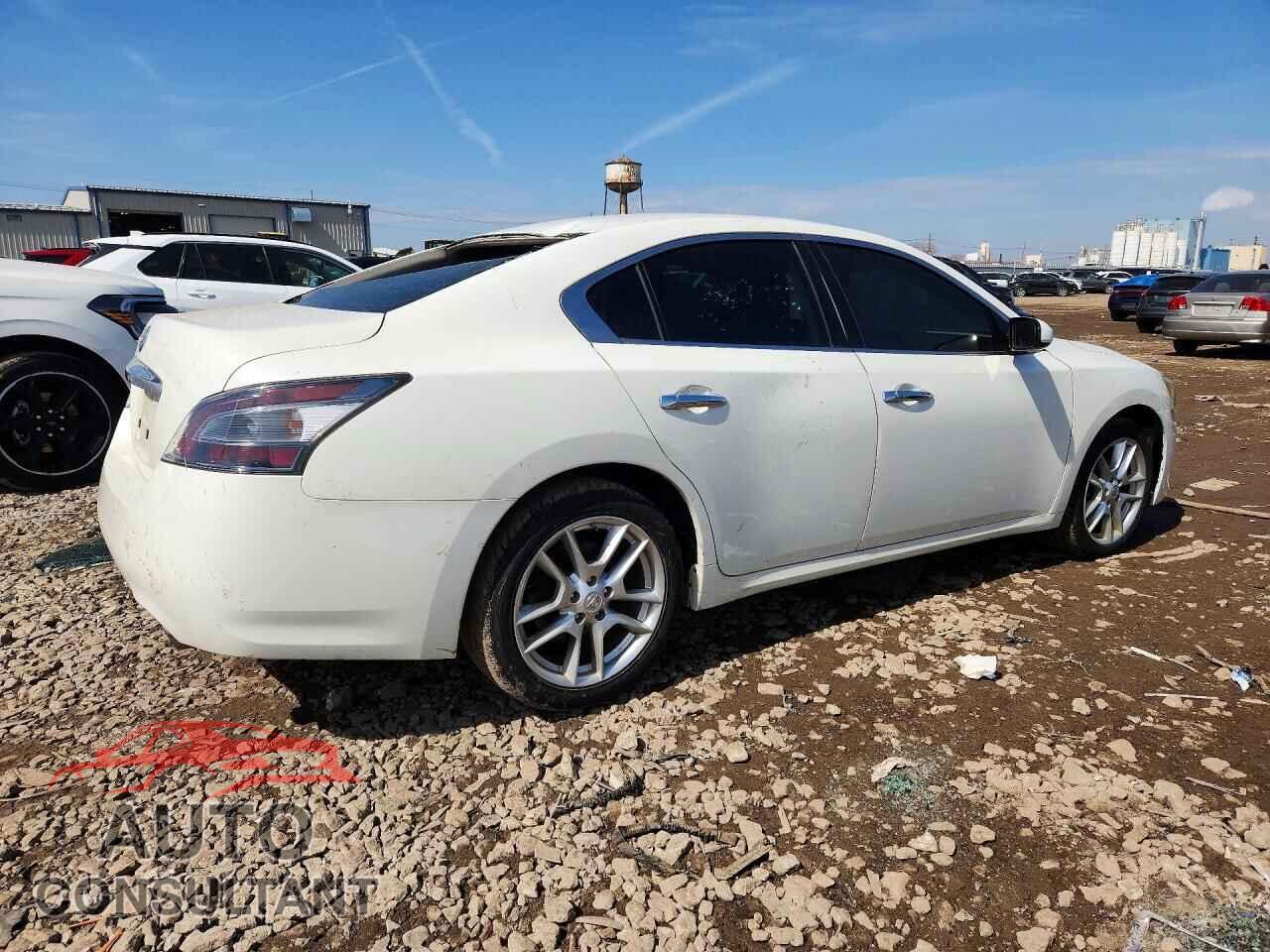 NISSAN MAXIMA 2013 - 1N4AA5AP0DC802746