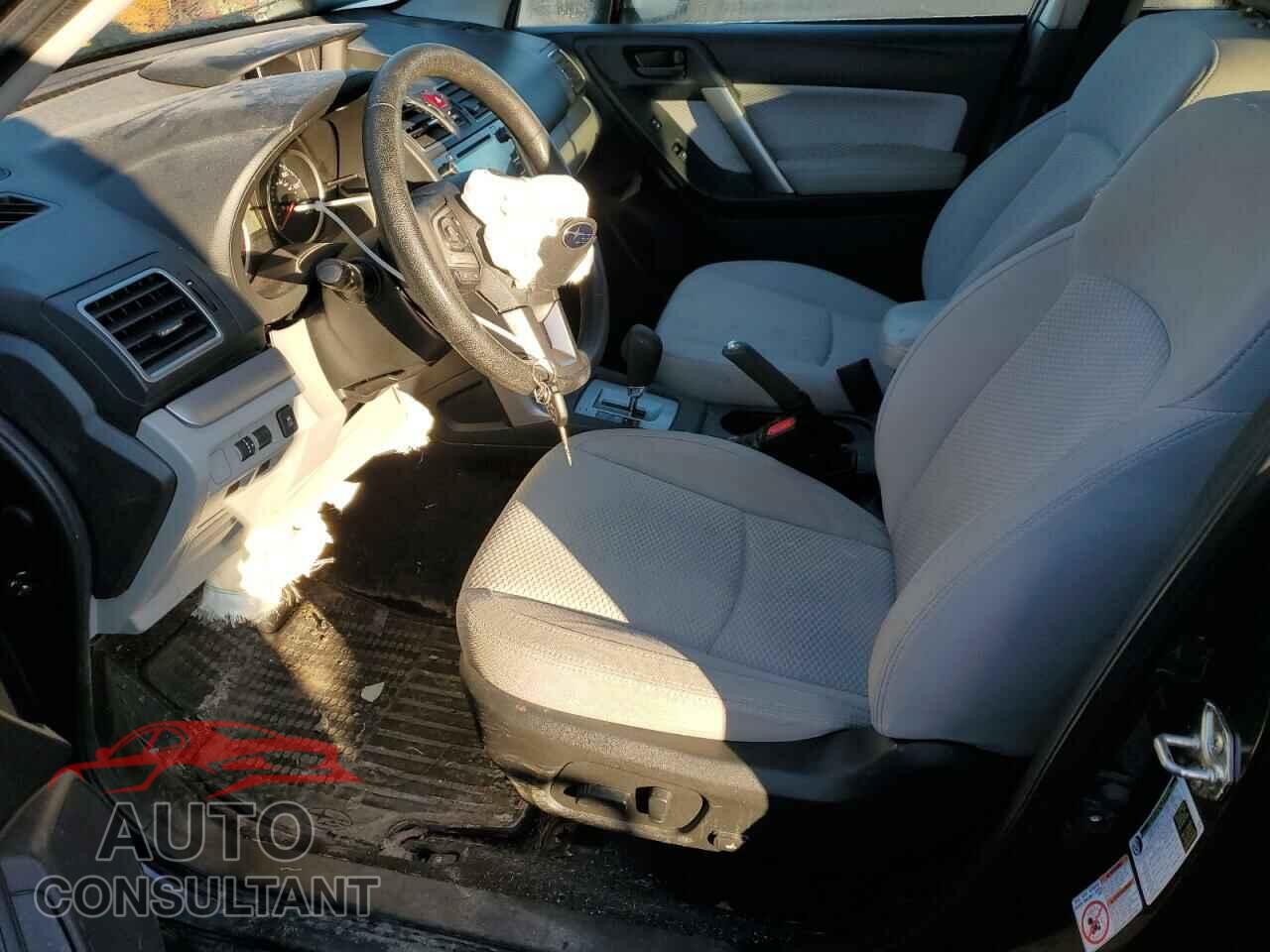 SUBARU FORESTER 2017 - JF2SJAEC0HH556967