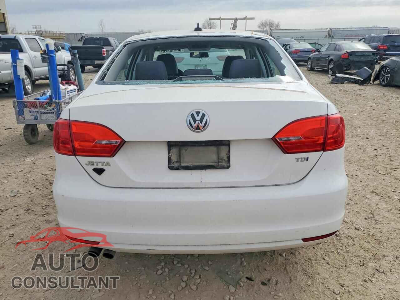 VOLKSWAGEN JETTA 2013 - 3VW3L7AJ8DM414177