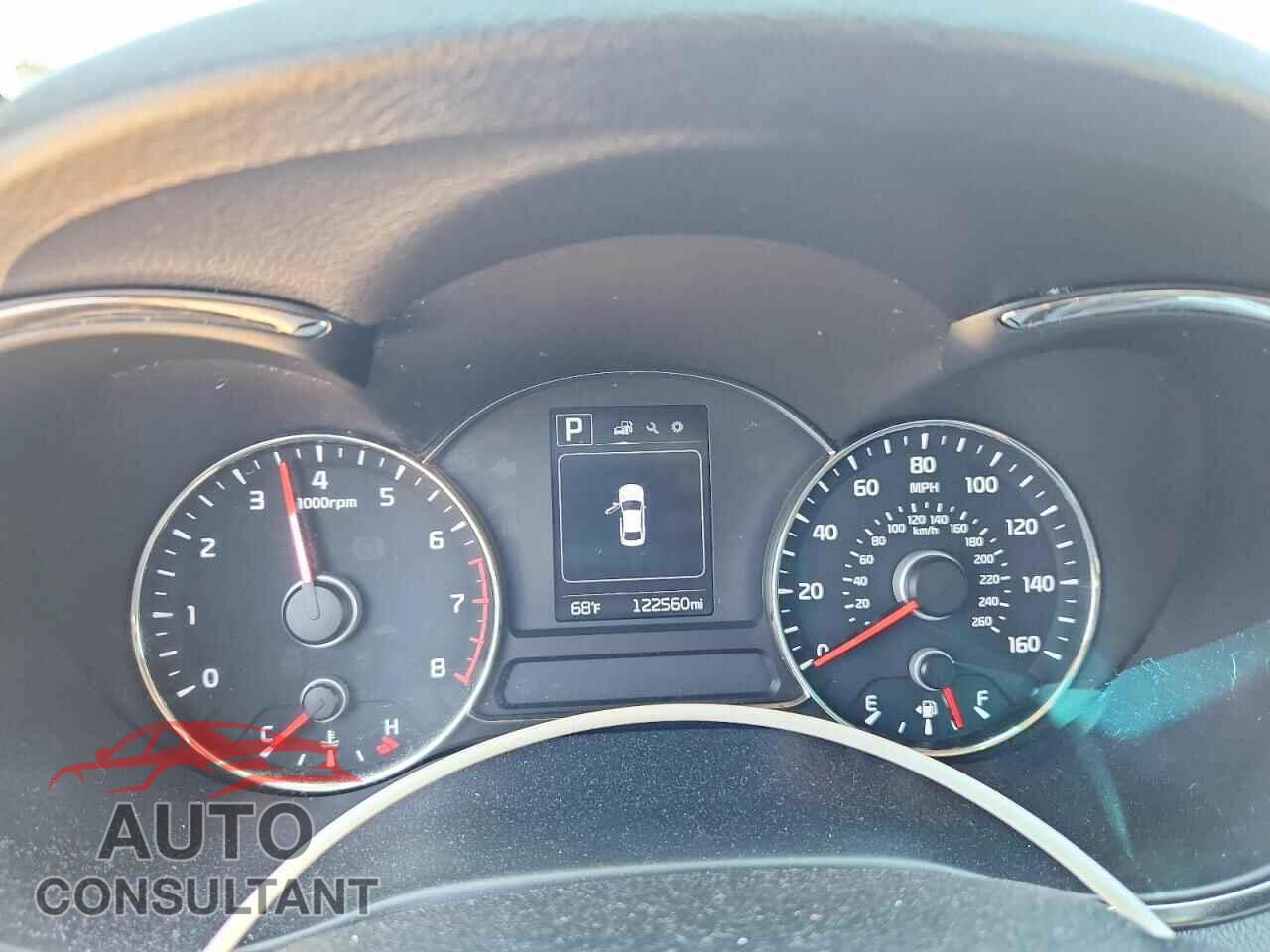 KIA FORTE 2017 - 3KPFL4A78HE013215