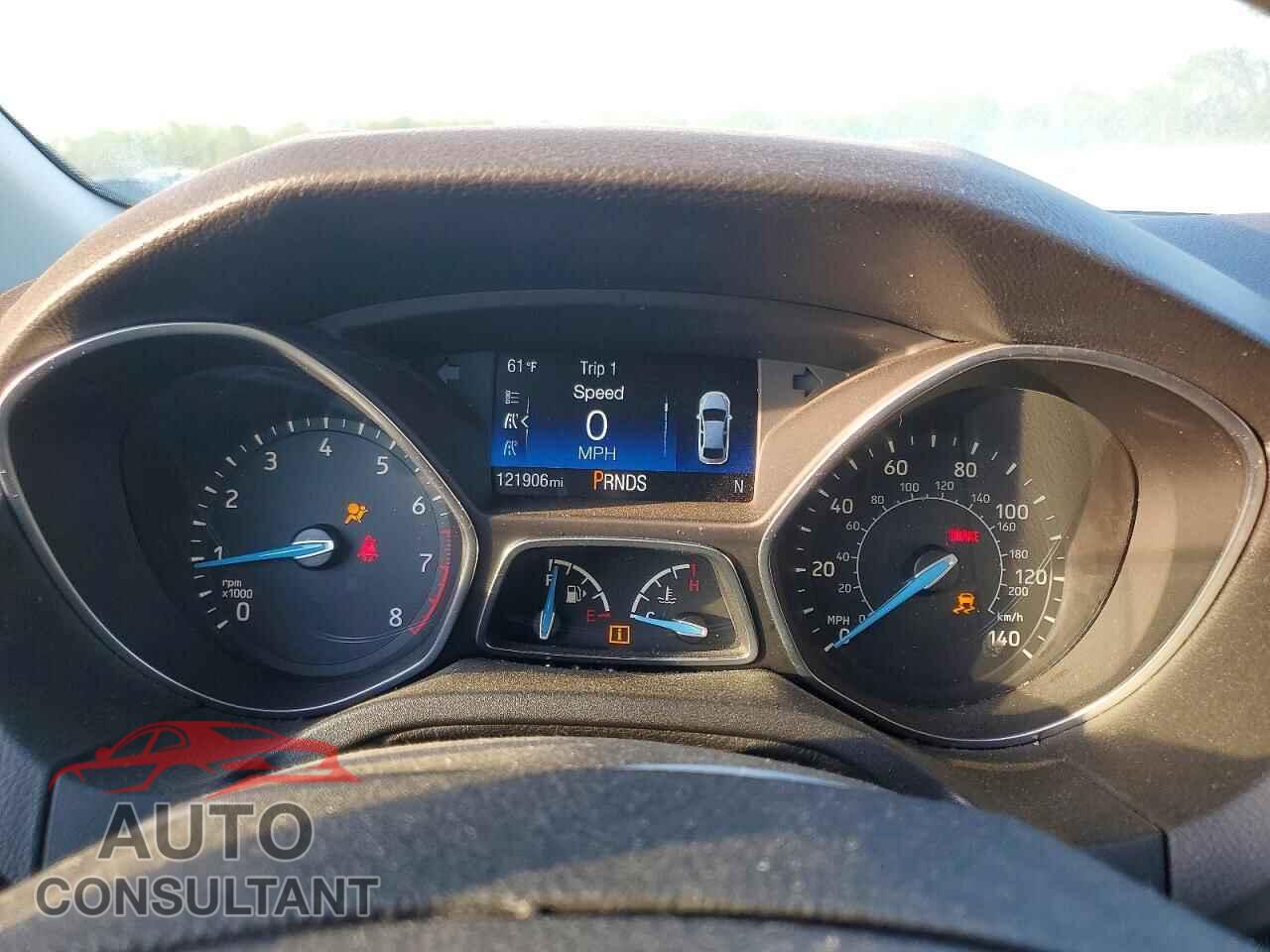 FORD FOCUS 2017 - 1FADP3M20HL301779