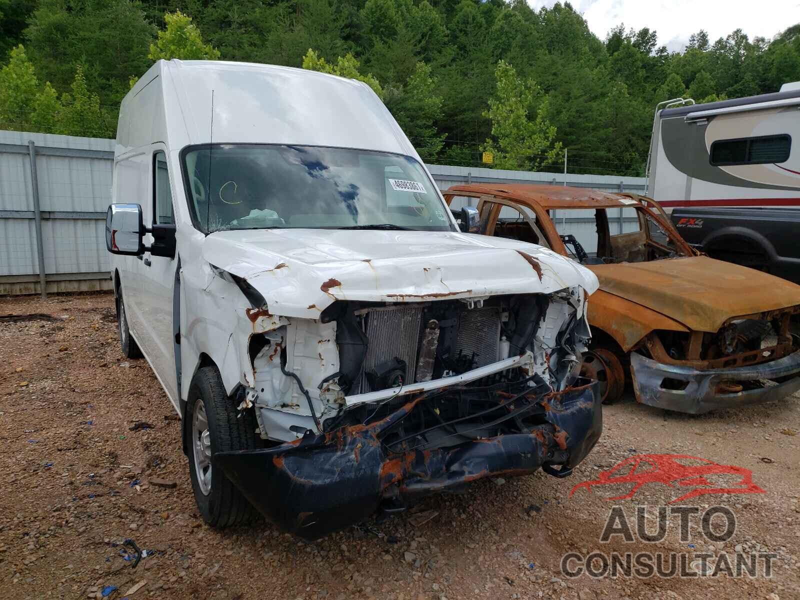 NISSAN NV 2018 - 1N6AF0LY2JN810901