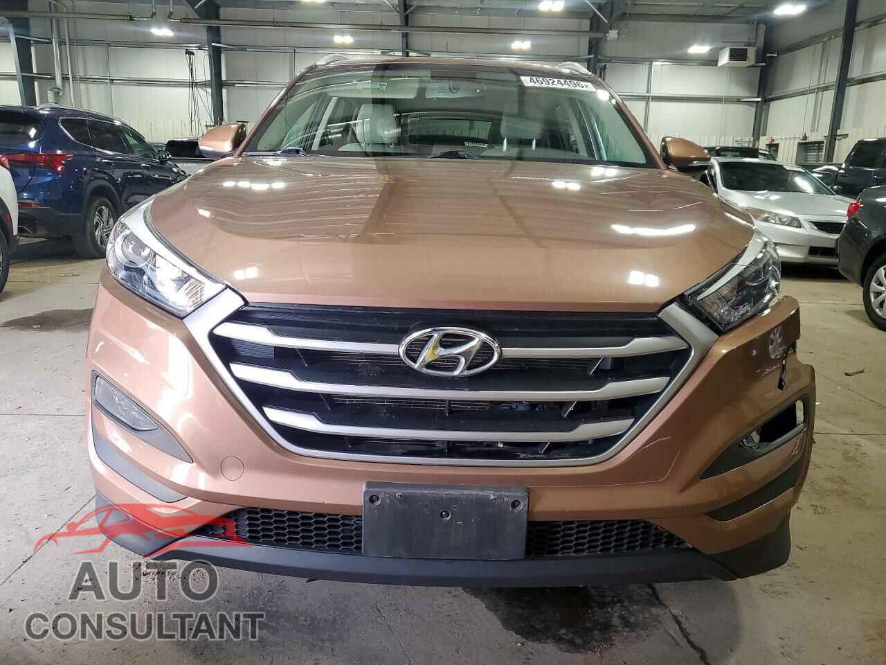 HYUNDAI TUCSON 2017 - KM8J3CA42HU405131