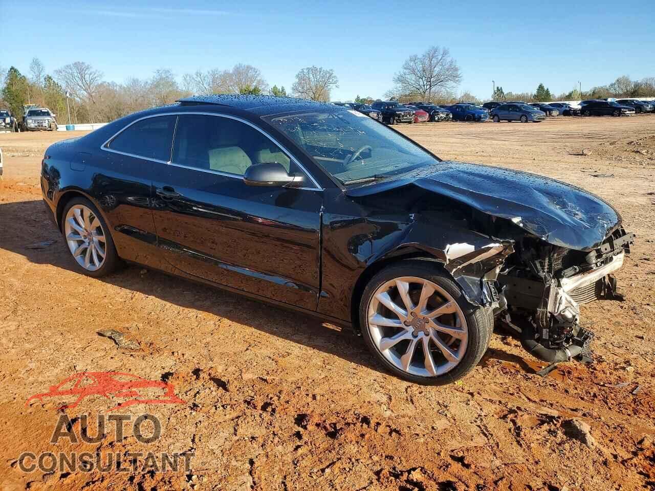 AUDI A5 2013 - WAUVFAFRXDA026117