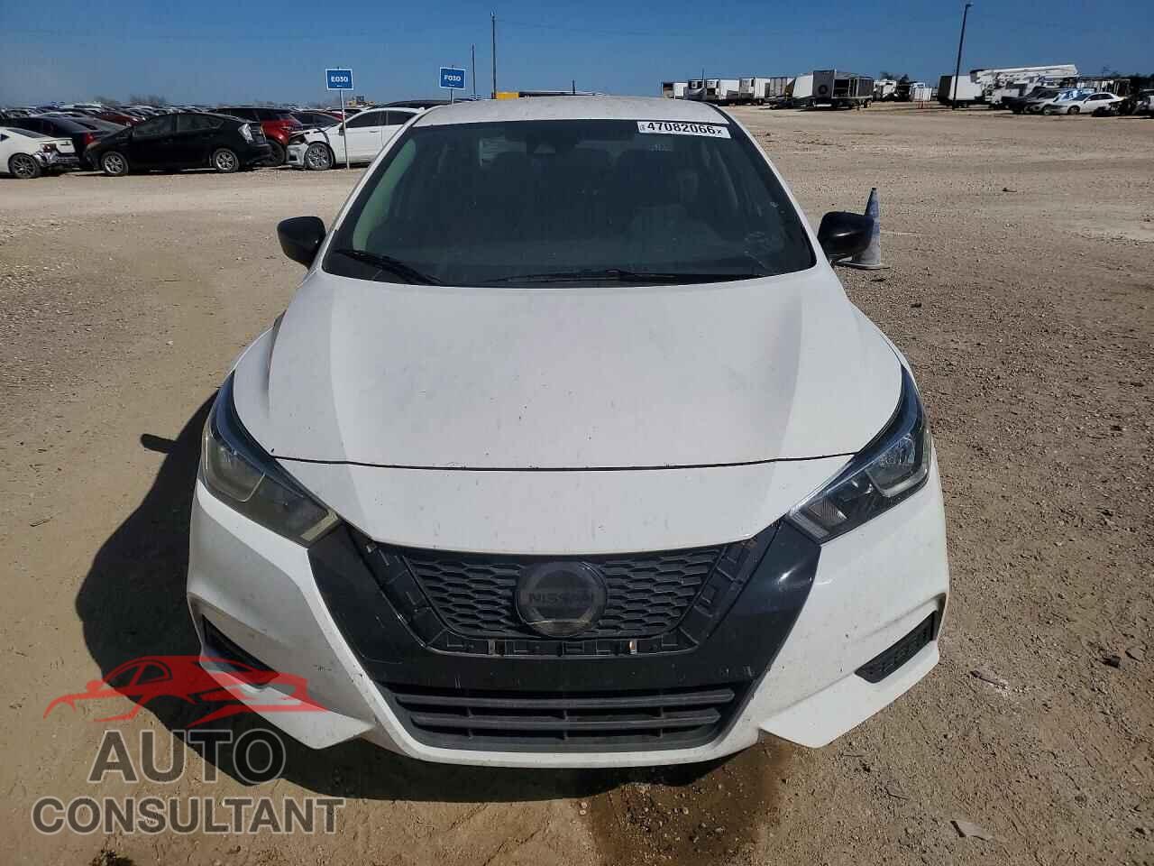 NISSAN VERSA 2020 - 3N1CN8DV3LL802409