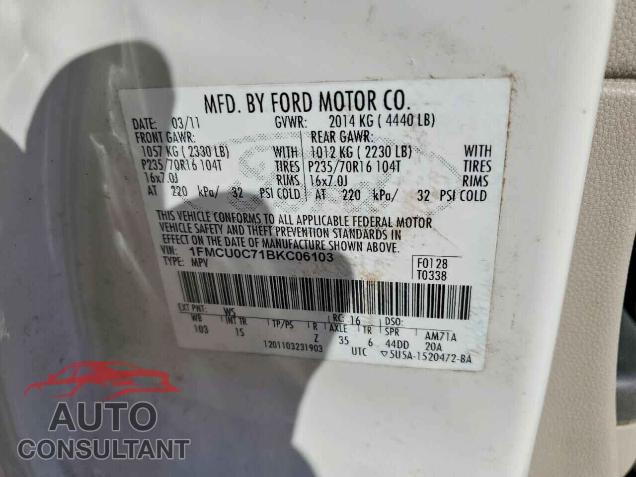 FORD ESCAPE 2011 - 1FMCU0C71BKC06103
