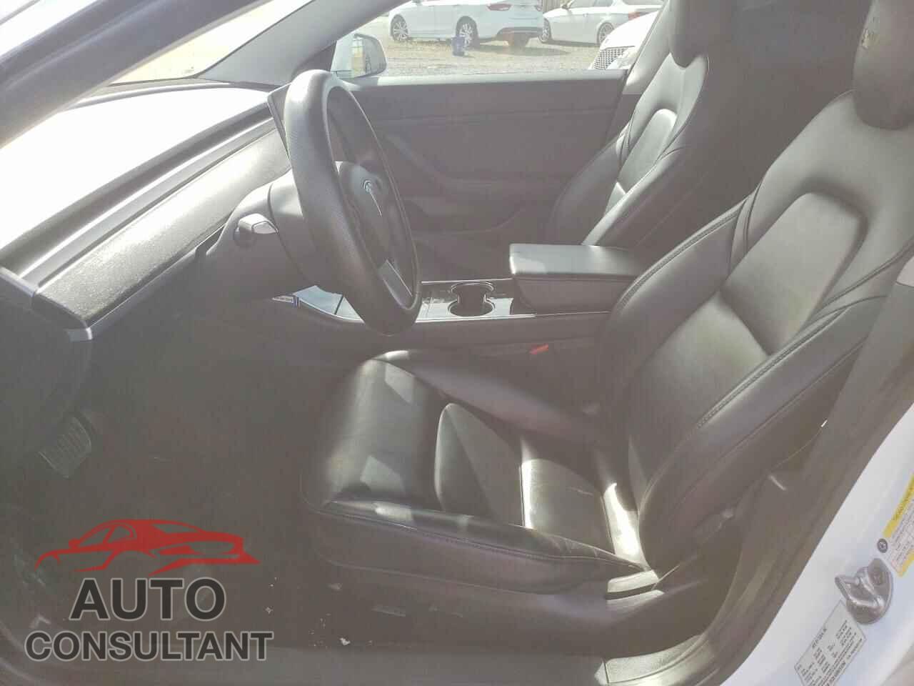 TESLA MODEL 3 2019 - 5YJ3E1EB0KF512568
