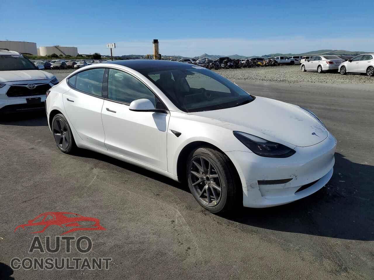TESLA MODEL 3 2022 - 5YJ3E1EA4NF344056