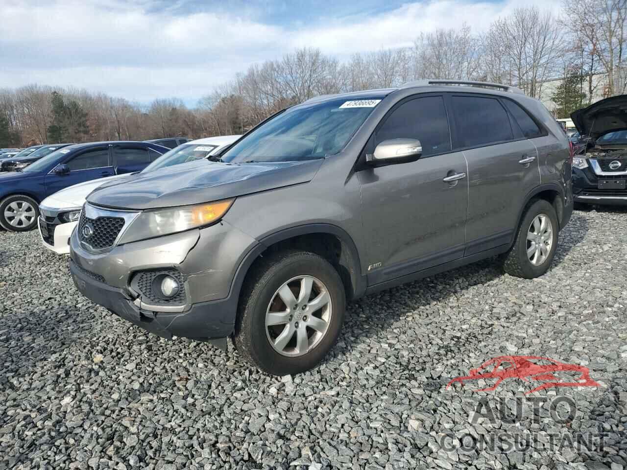 KIA SORENTO 2011 - 5XYKTCA17BG097493