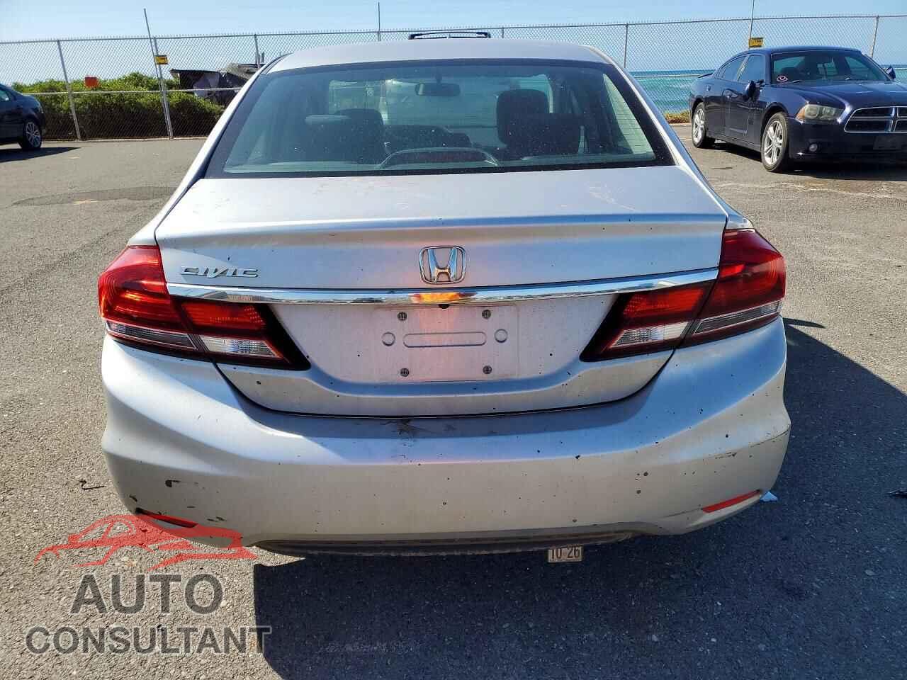 HONDA CIVIC 2015 - 2HGFB2F55FH558791