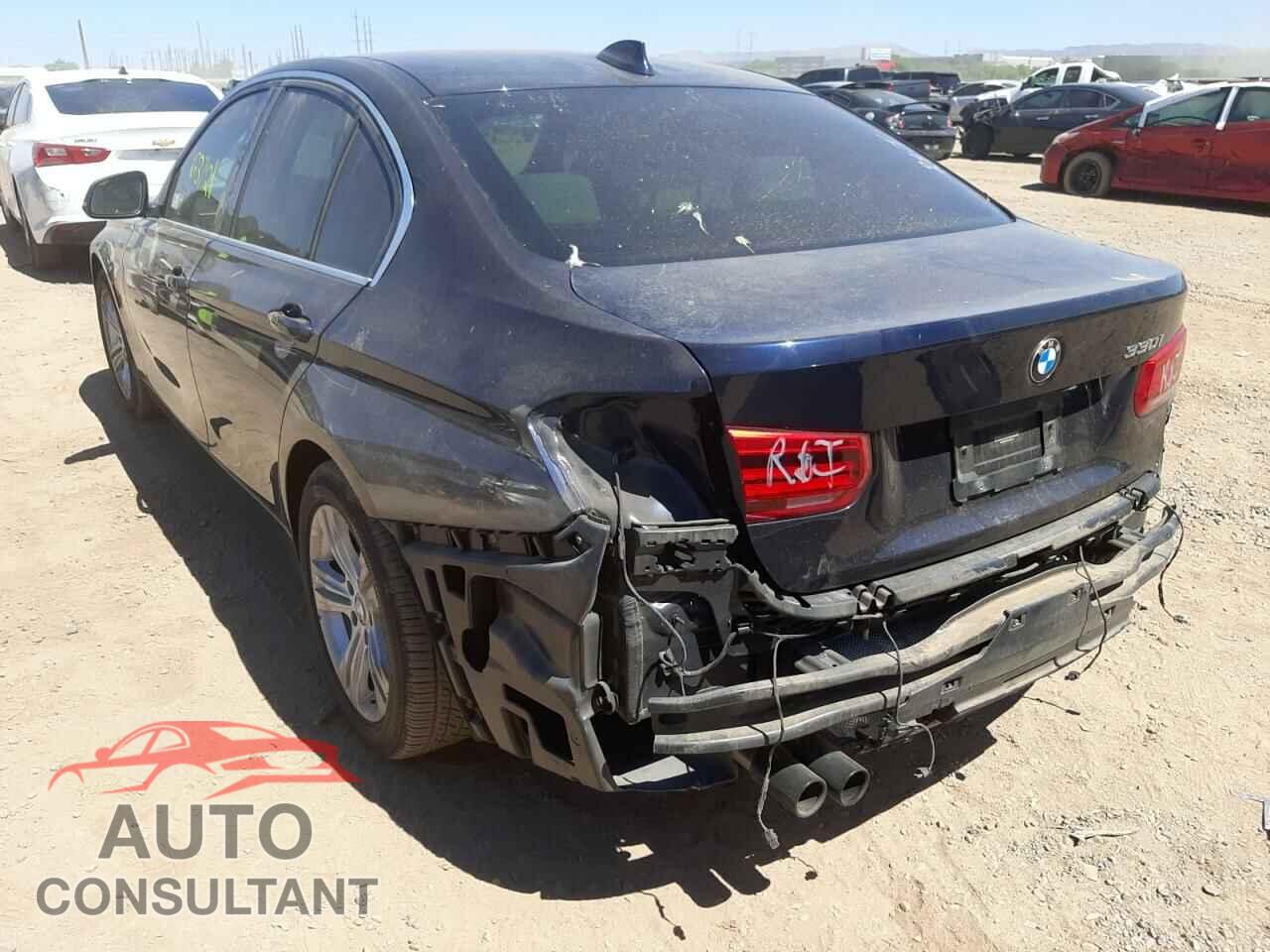 BMW 3 SERIES 2017 - WBA8B9C53HK676111
