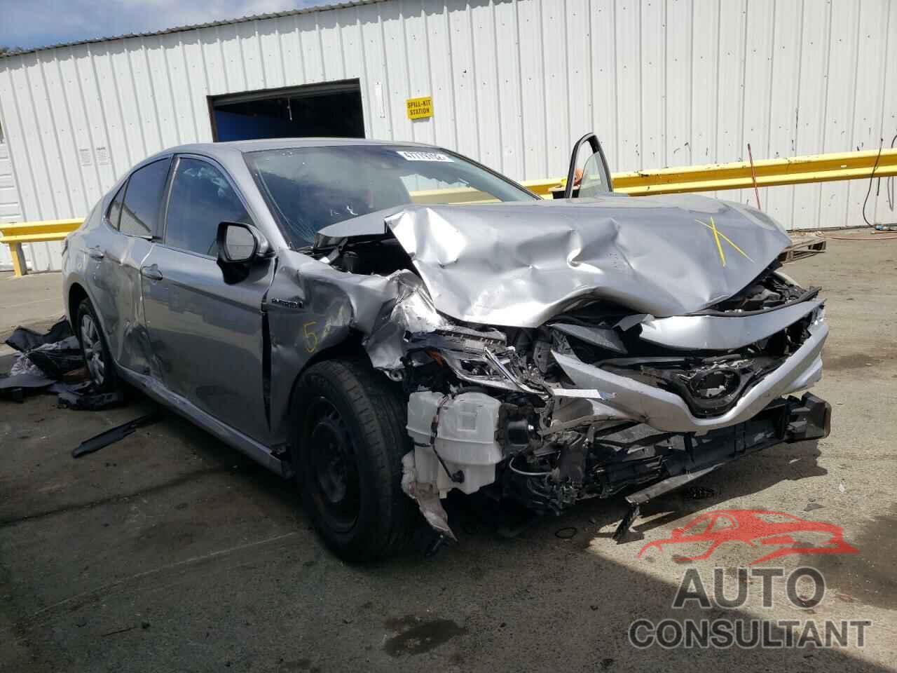 TOYOTA CAMRY 2018 - 4T1B31HK8JU500862