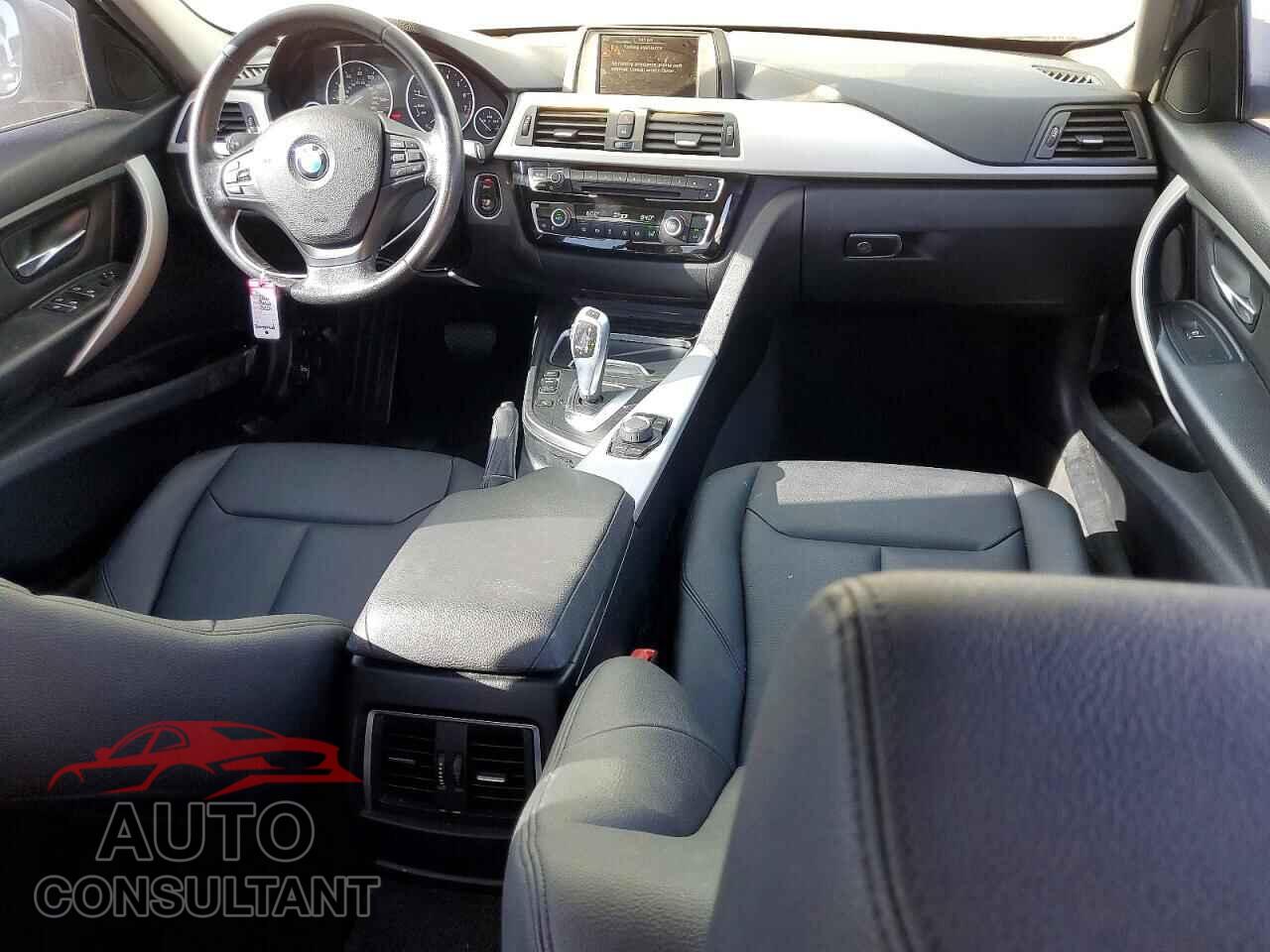 BMW 3 SERIES 2016 - WBA8A9C53GK618520