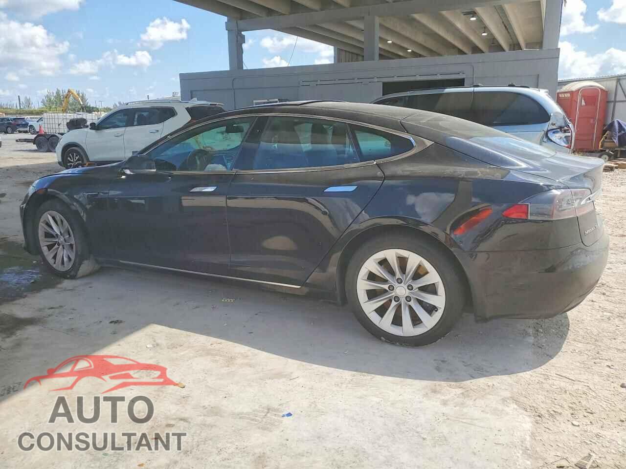 TESLA MODEL S 2017 - 5YJSA1E13HF209789