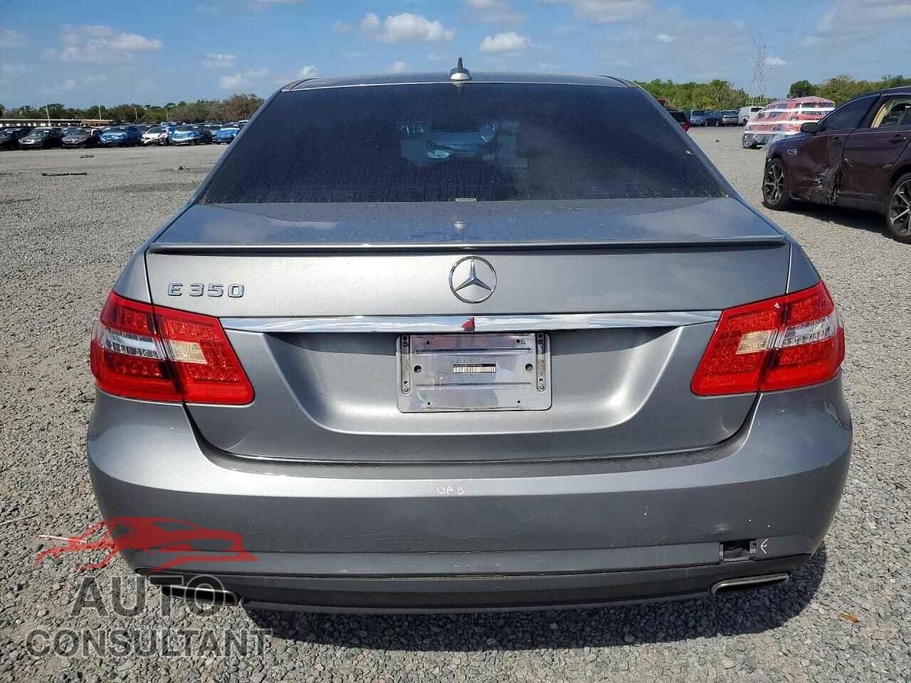 MERCEDES-BENZ E-CLASS 2012 - WDDHF5KB0CA561204