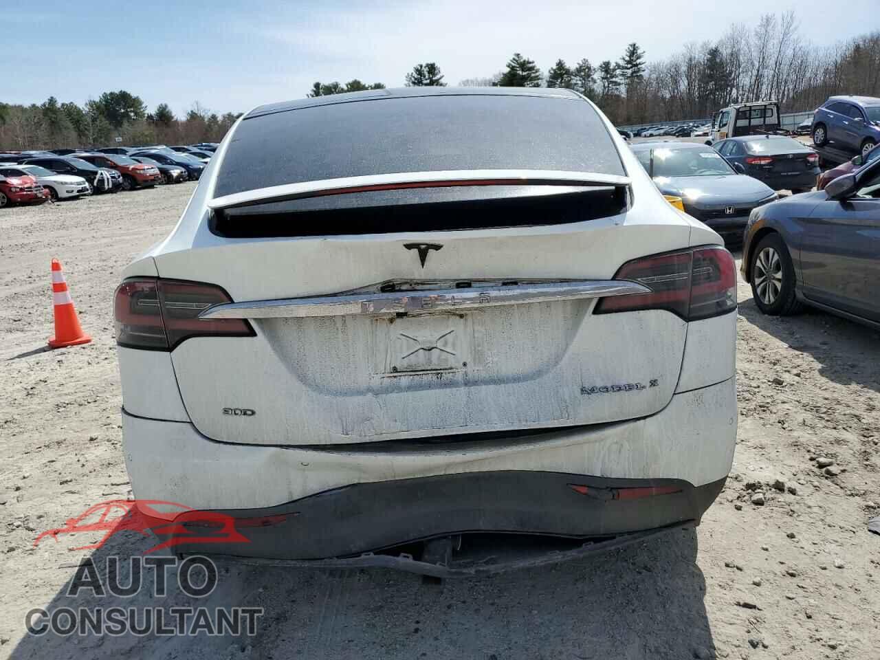 TESLA MODEL X 2016 - 5YJXCBE28GF004157