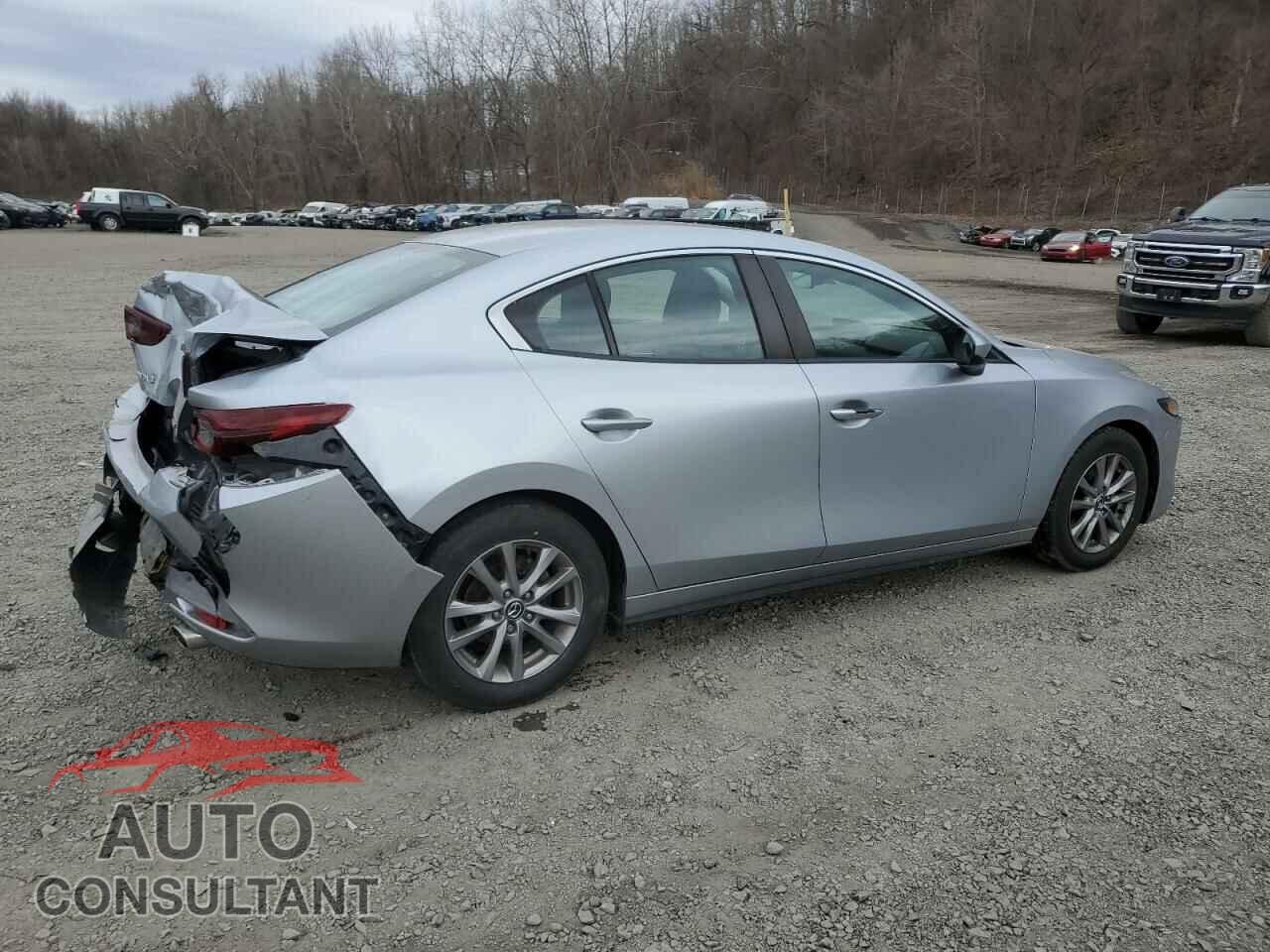 MAZDA 3 2019 - 3MZBPABL1KM113129