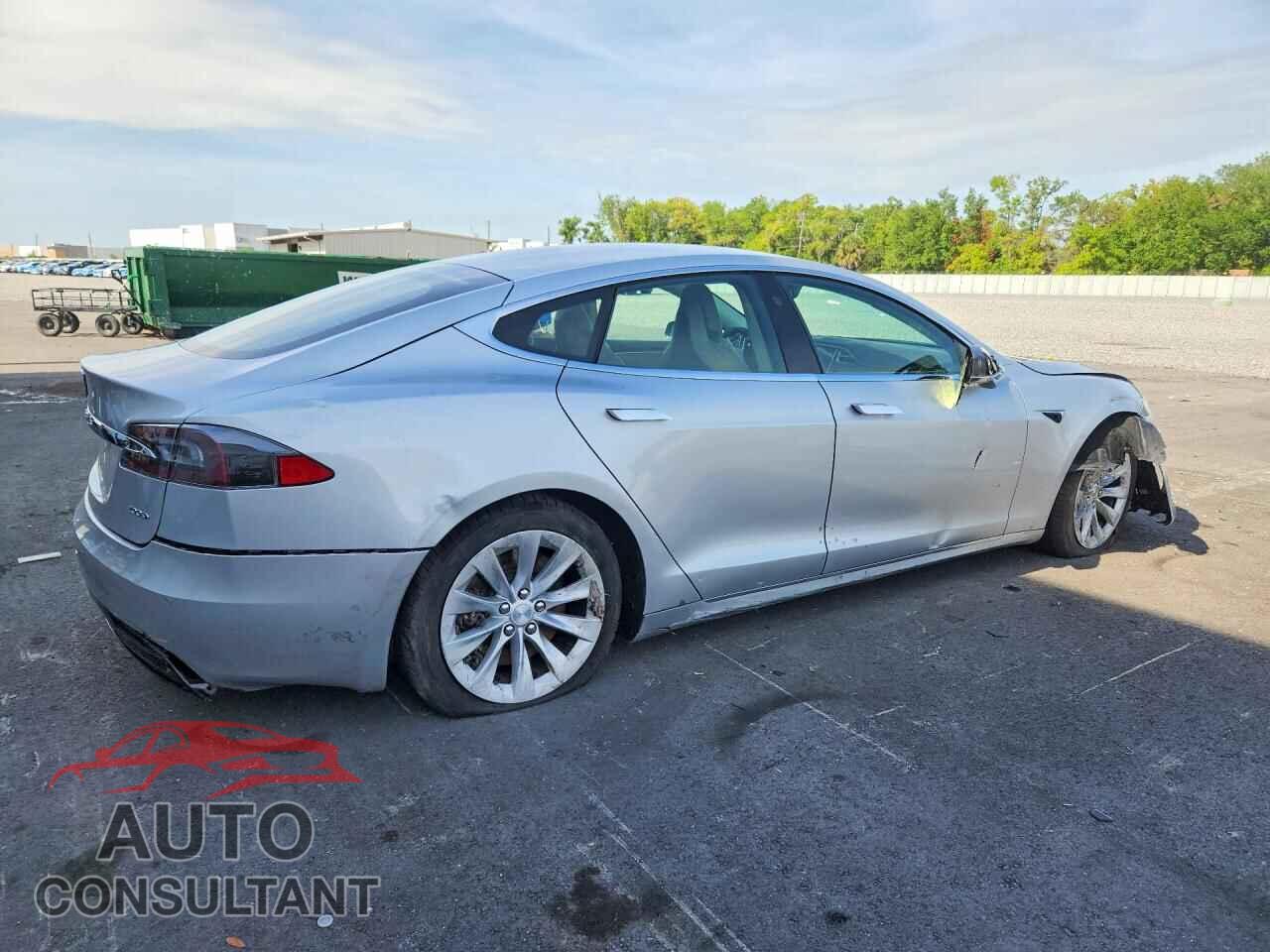 TESLA MODEL S 2017 - 5YJSA1E20HF183919