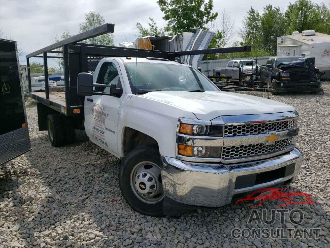 CHEVROLET SILVERADO 2019 - 1GB3KVCG7KF102719