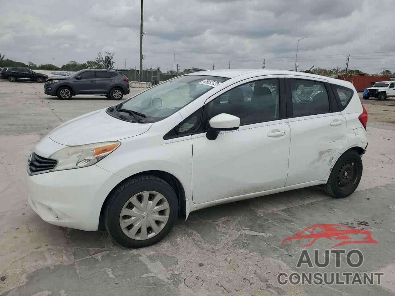 NISSAN VERSA 2015 - 3N1CE2CP4FL448372