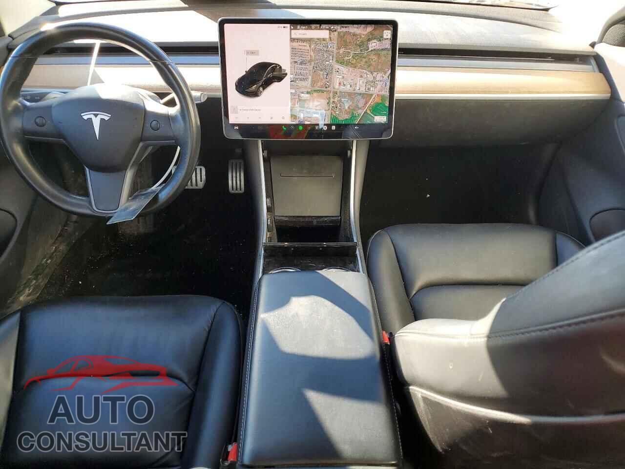 TESLA MODEL 3 2018 - 5YJ3E1EB8JF069732