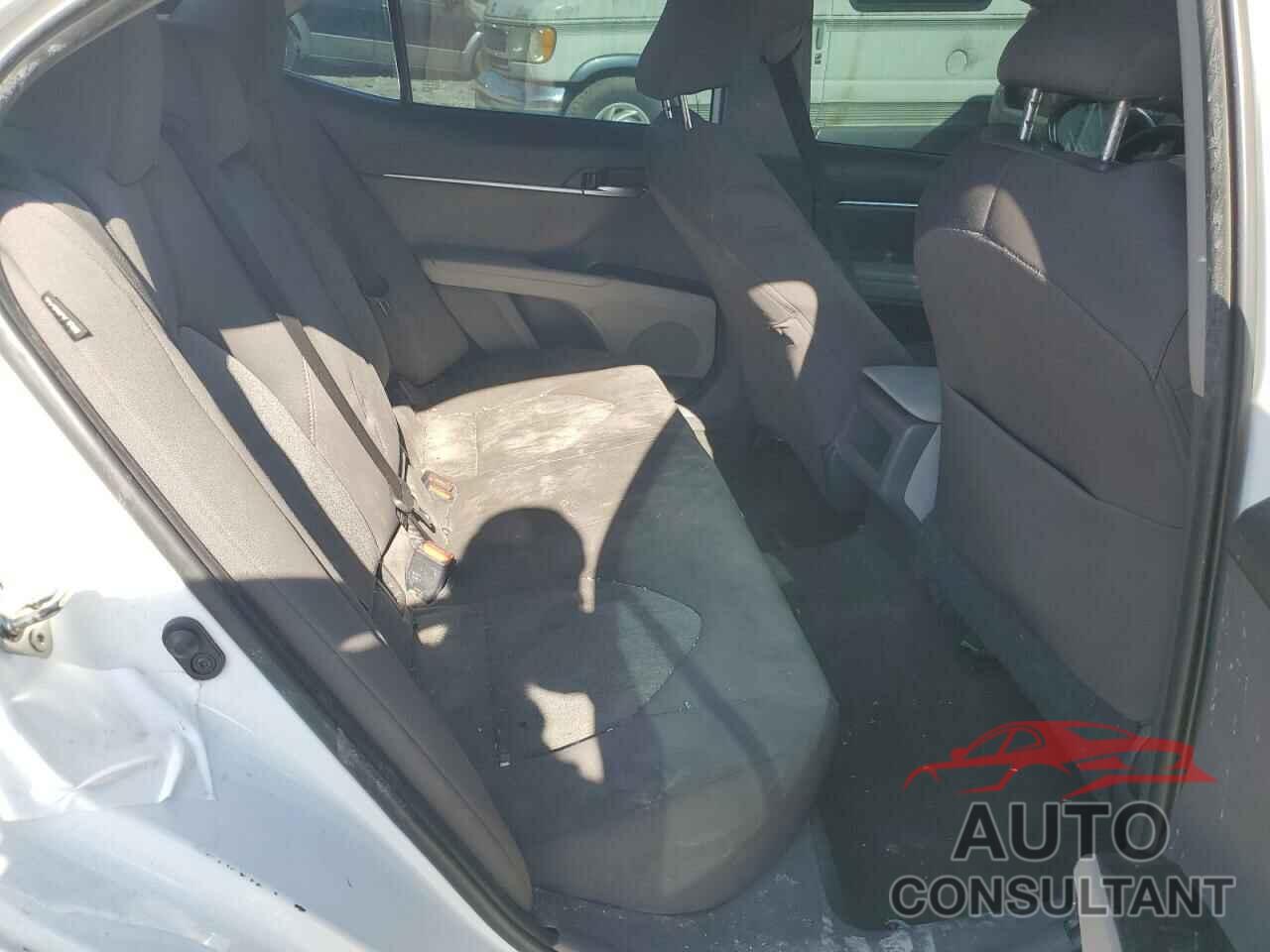 TOYOTA CAMRY 2019 - 4T1B11HK1KU269228