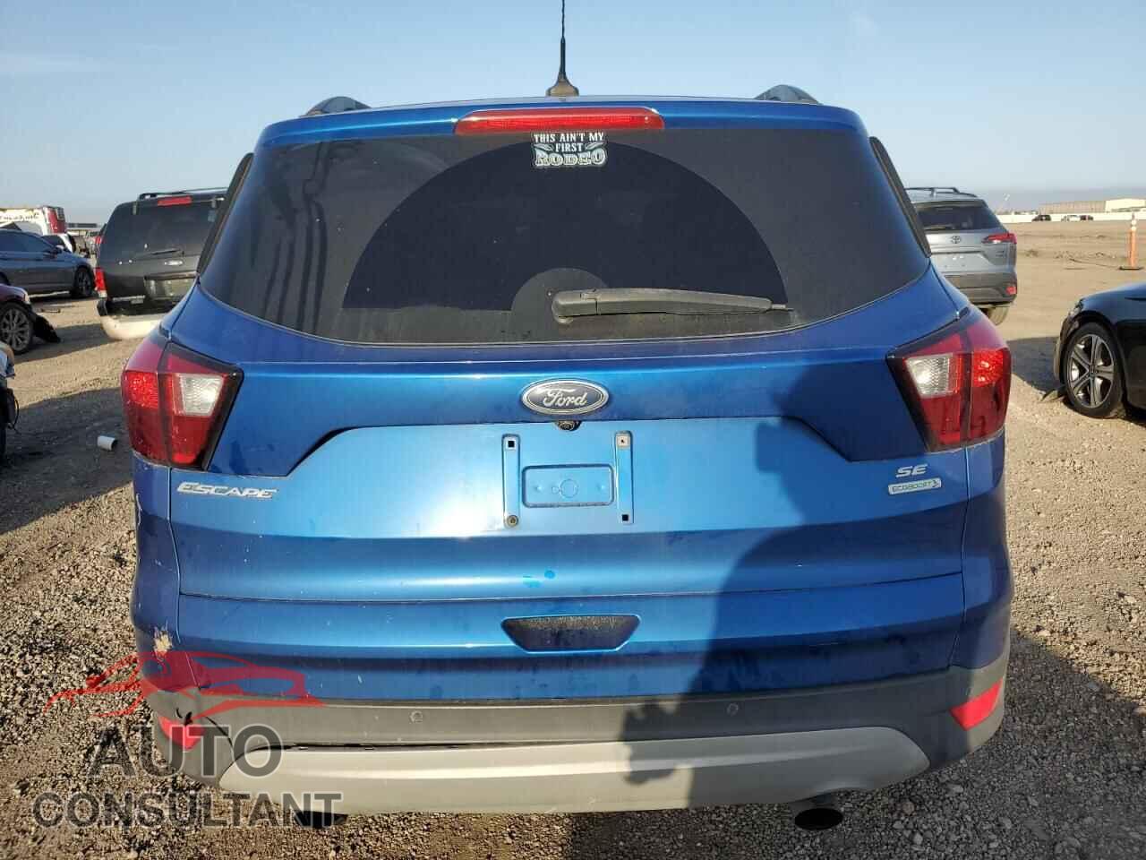 FORD ESCAPE 2019 - 1FMCU0GD2KUB10873