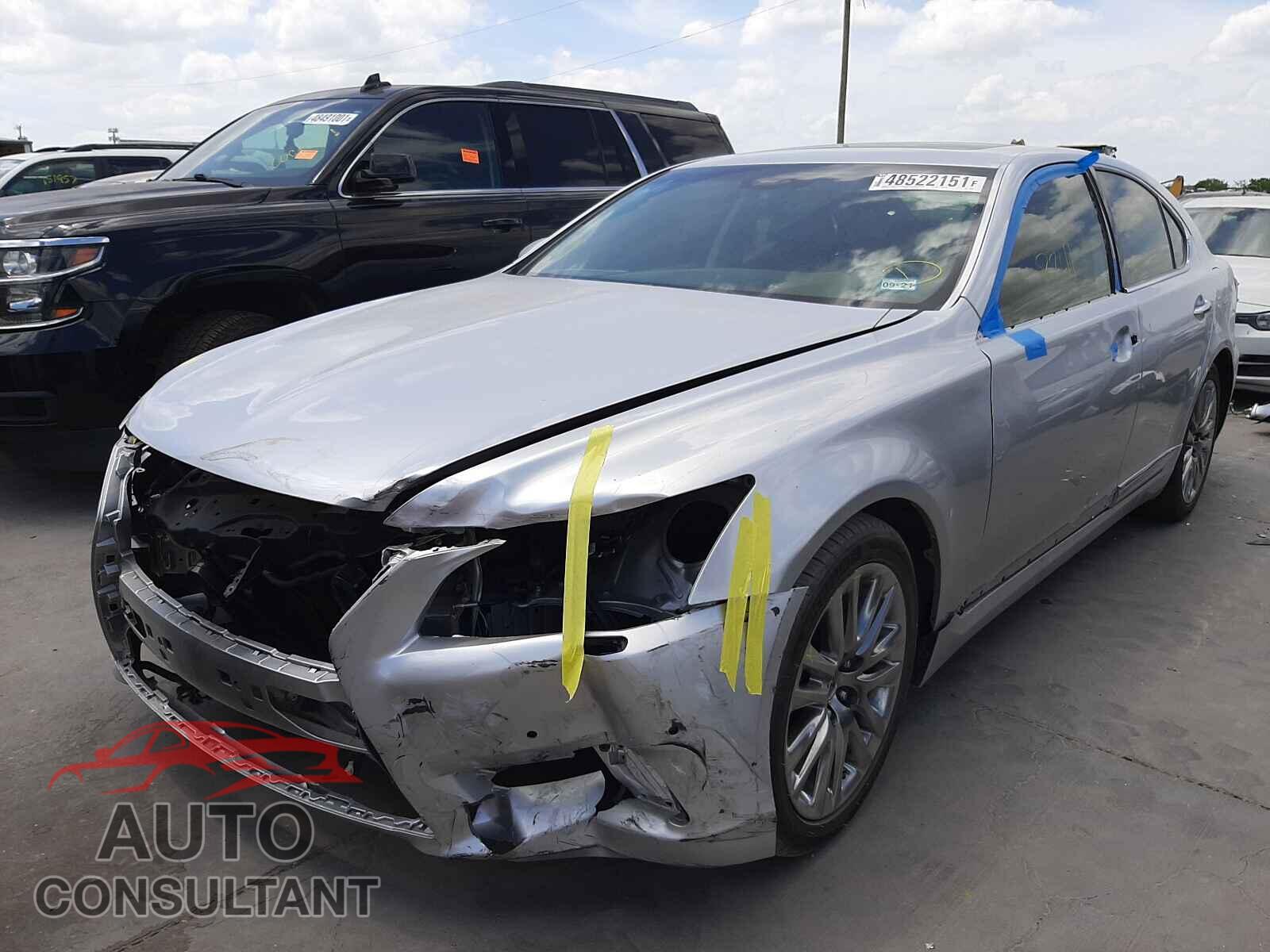 LEXUS LS460 2017 - JTHBL5EF6H5145549
