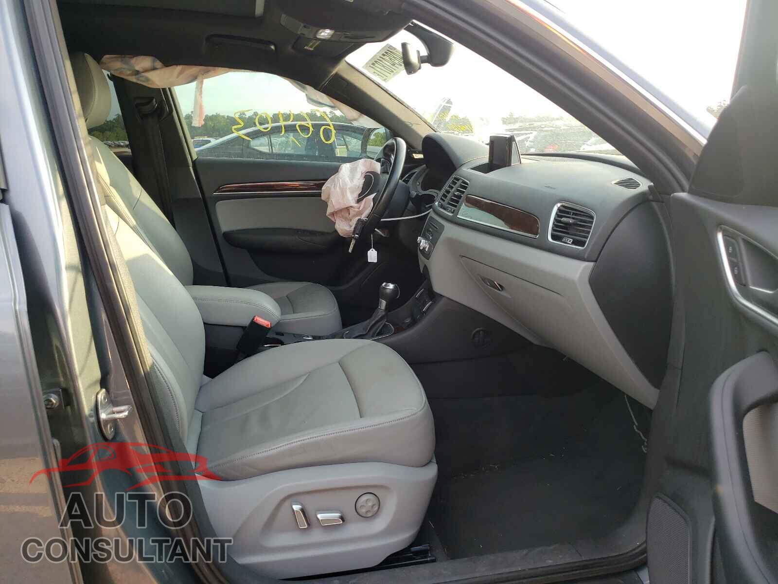 AUDI Q3 2016 - WA1BFCFS3GR019112