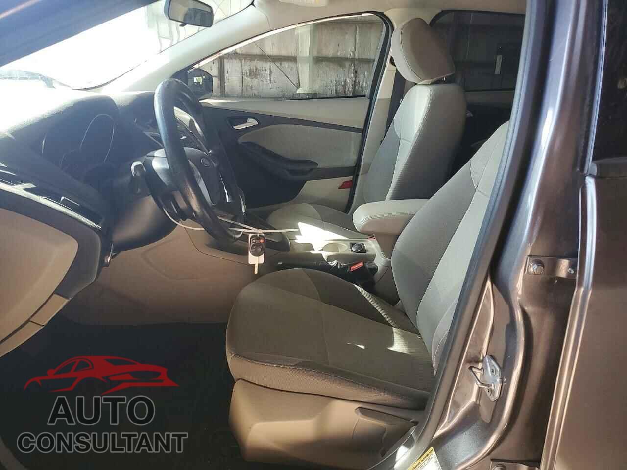 FORD FOCUS 2013 - 1FADP3F26DL359810