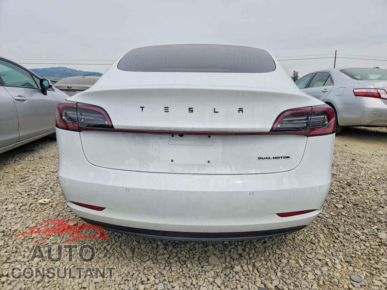 TESLA MODEL 3 2018 - 5YJ3E1EB3JF112731