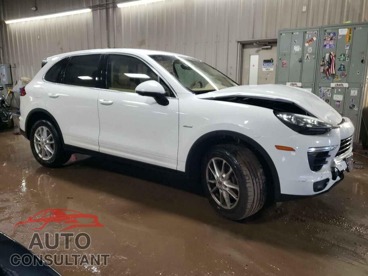 PORSCHE CAYENNE 2015 - WP1AF2A28FLA41058