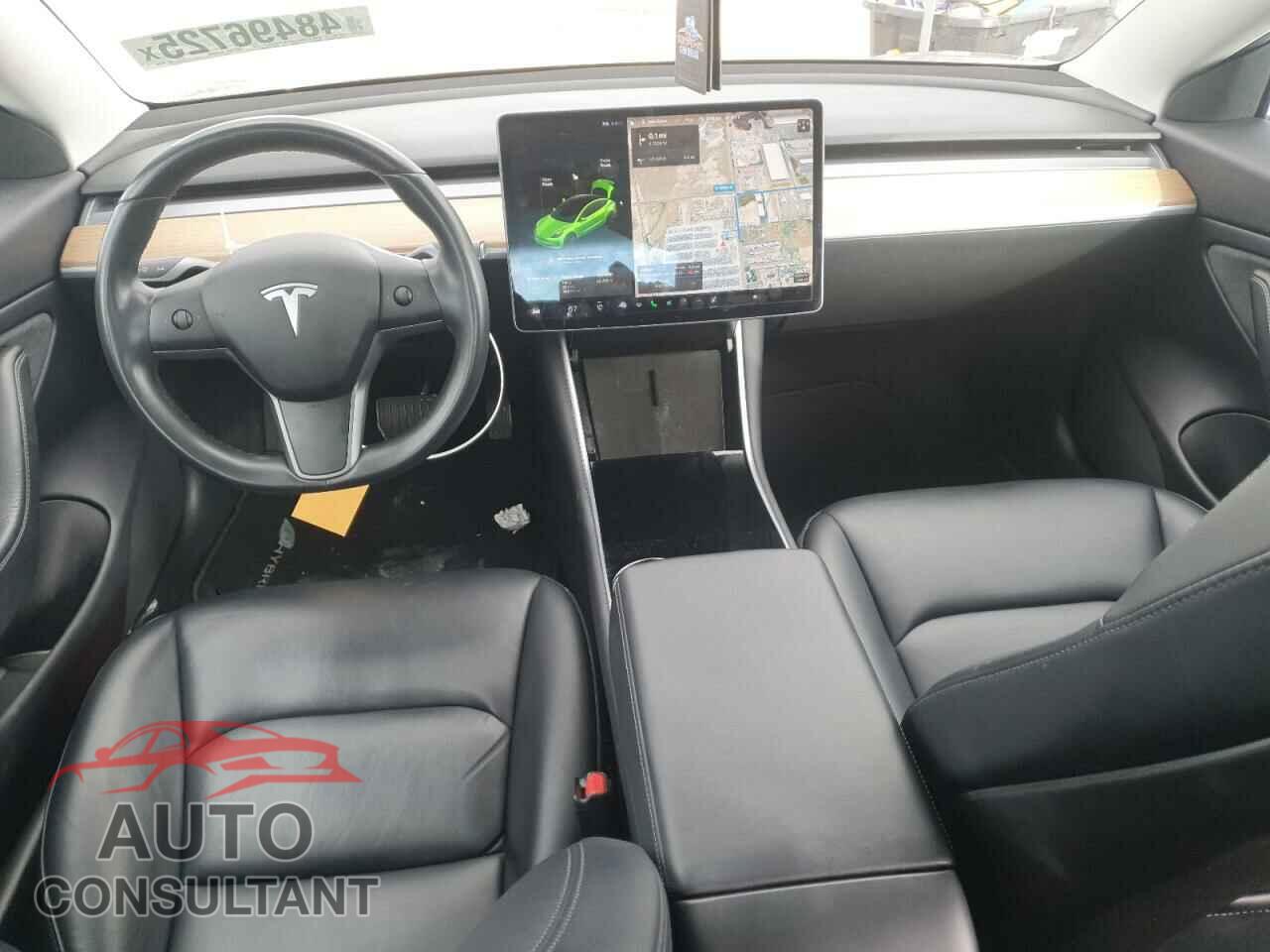 TESLA MODEL 3 2019 - 5YJ3E1EA3KF304384