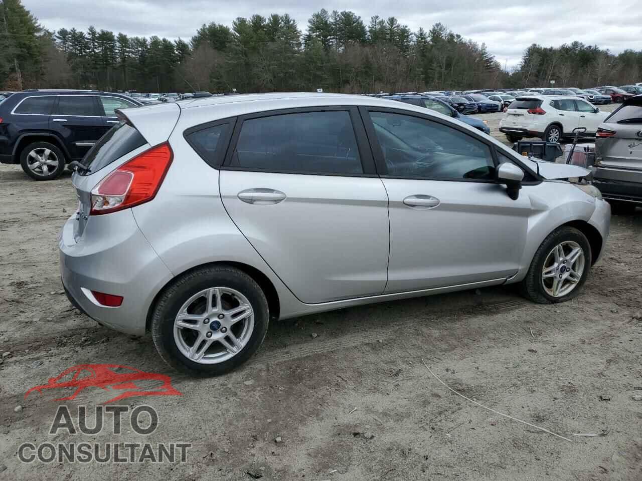 FORD FIESTA 2017 - 3FADP4EJ1HM149439