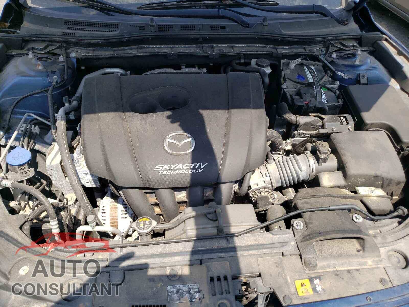 MAZDA 3 2017 - 3MZBN1U76HM155794