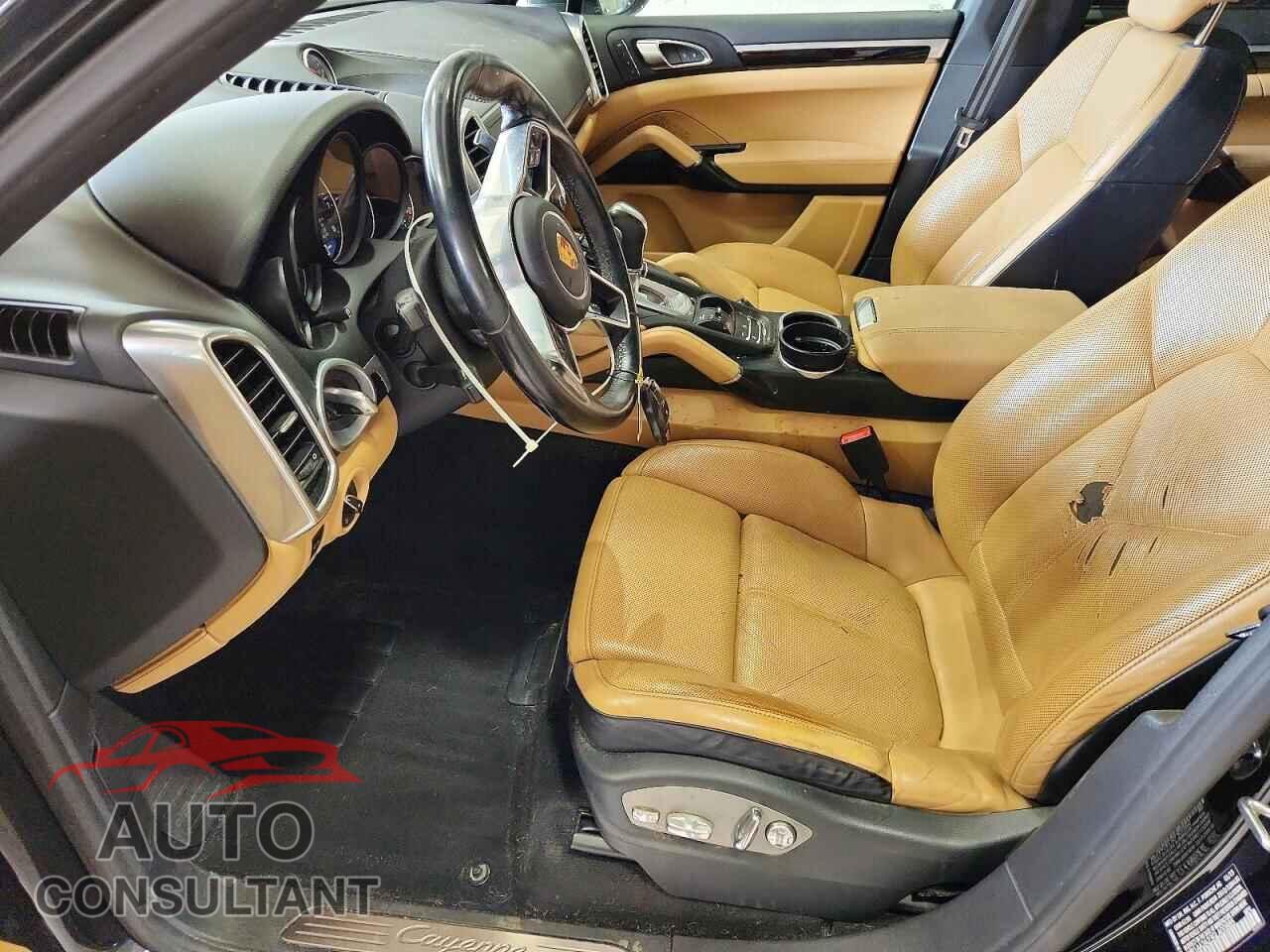 PORSCHE CAYENNE 2016 - WP1AA2A23GLA00885