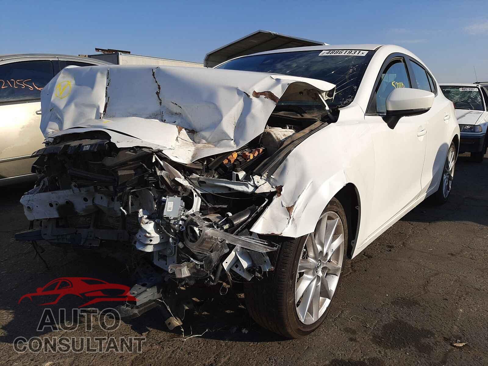 MAZDA 3 2017 - JM1BN1M3XH1108572
