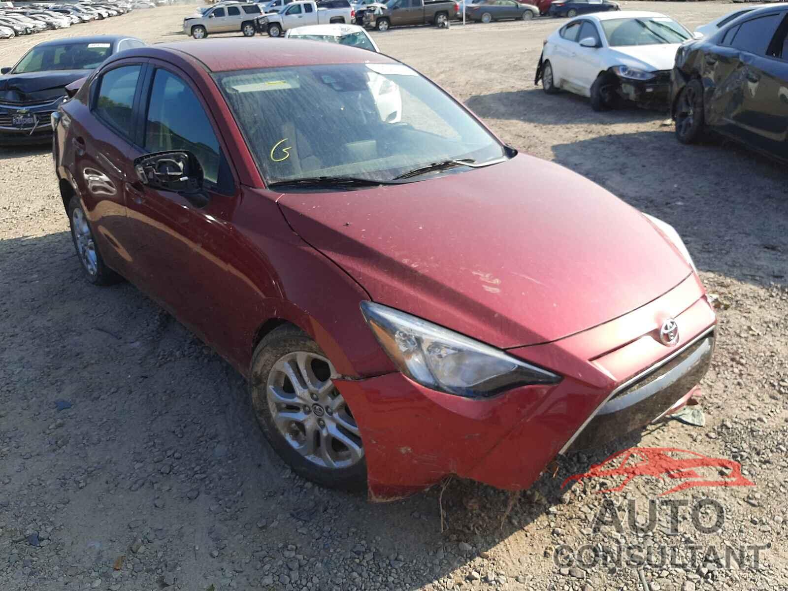 TOYOTA YARIS 2017 - 3MYDLBYV0HY167689