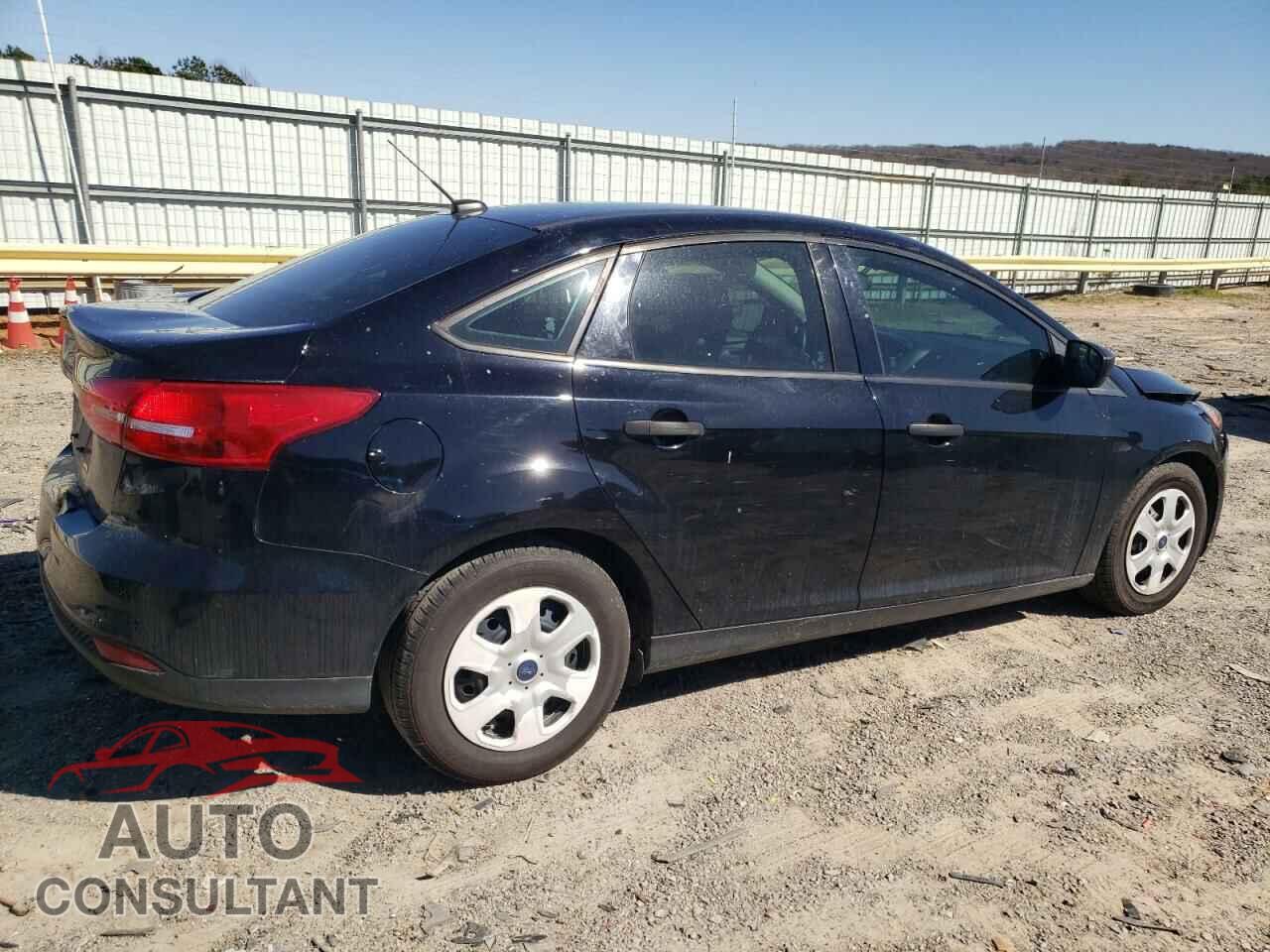 FORD FOCUS 2018 - 1FADP3E28JL256904