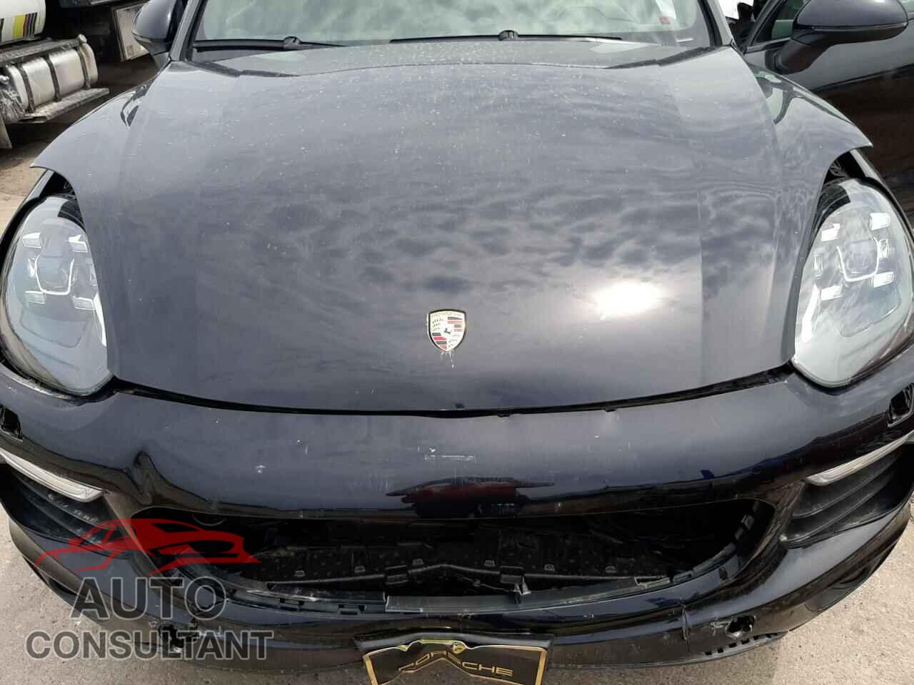 PORSCHE CAYENNE 2017 - WP1AA2A26HKA88807