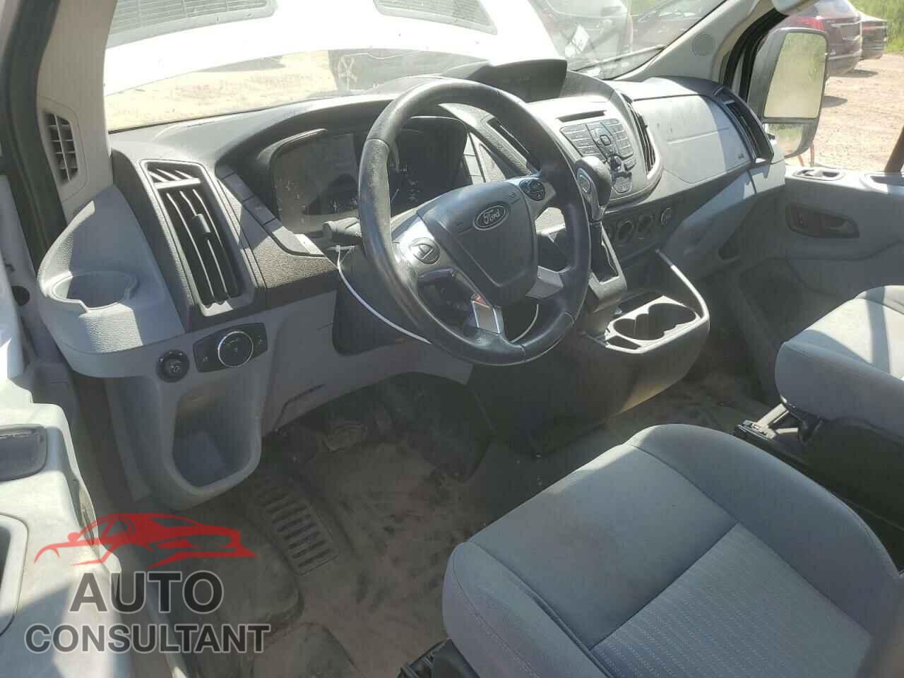FORD TRANSIT 2016 - 1FTYR2YV3GKA51186