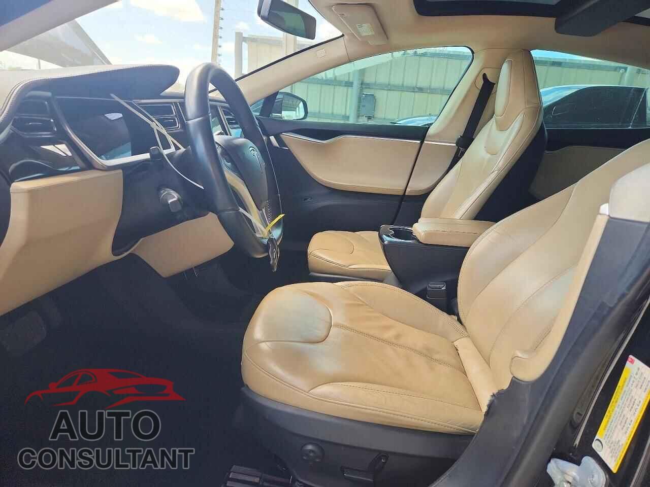 TESLA MODEL S 2013 - 5YJSA1DN9DFP07929