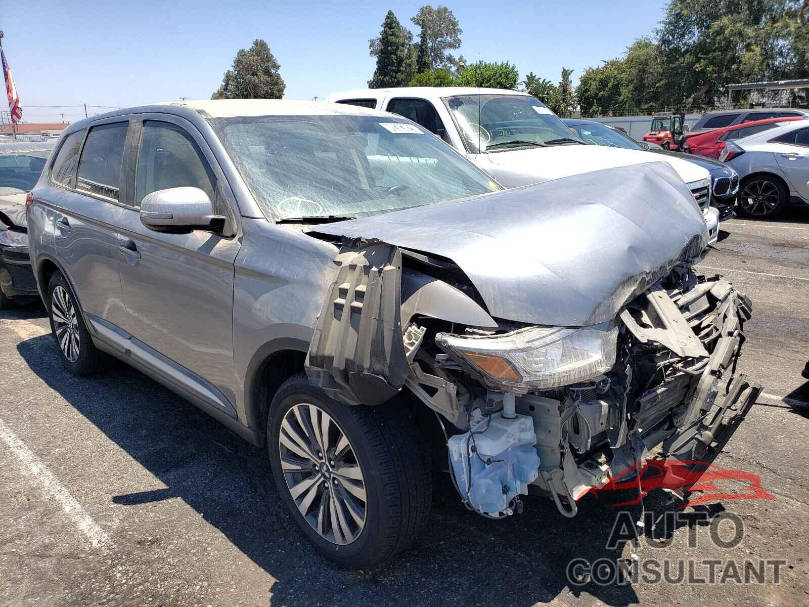 MITSUBISHI OUTLANDER 2019 - JA4AD3A38KZ043156
