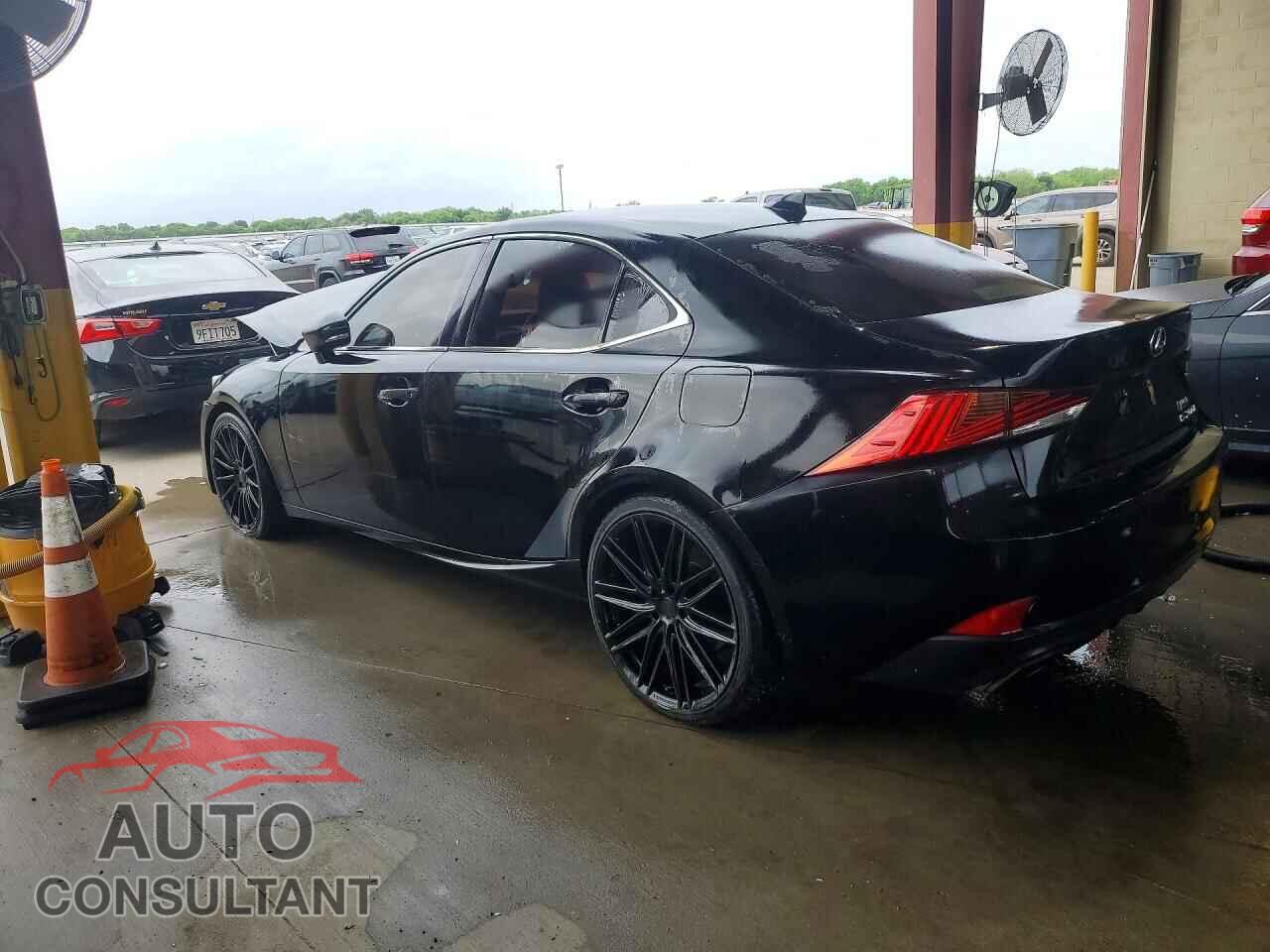 LEXUS IS 2017 - JTHBA1D29H5041876