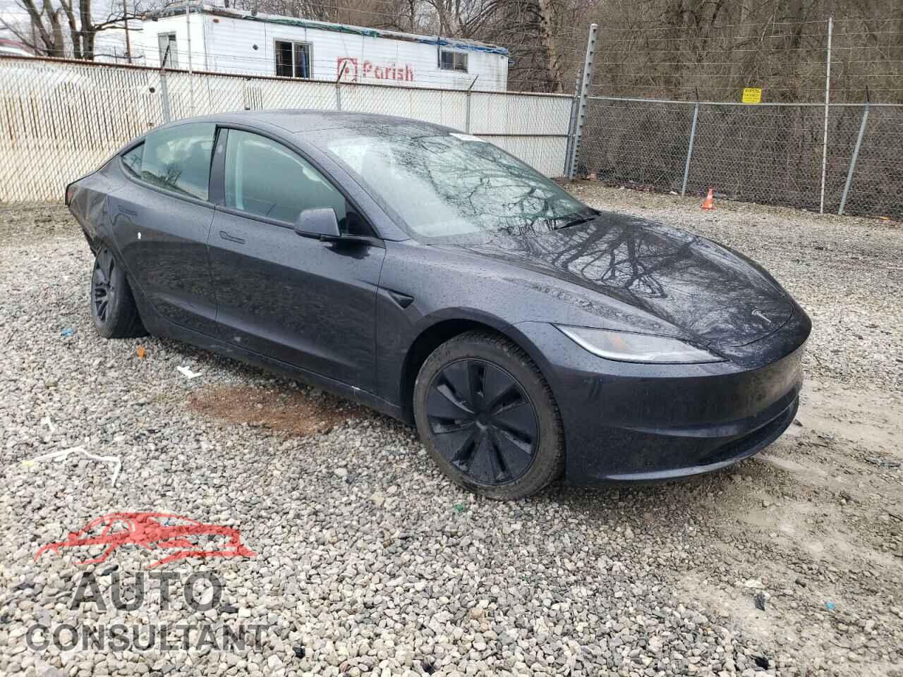 TESLA MODEL 3 2024 - 5YJ3E1EA7RF858716