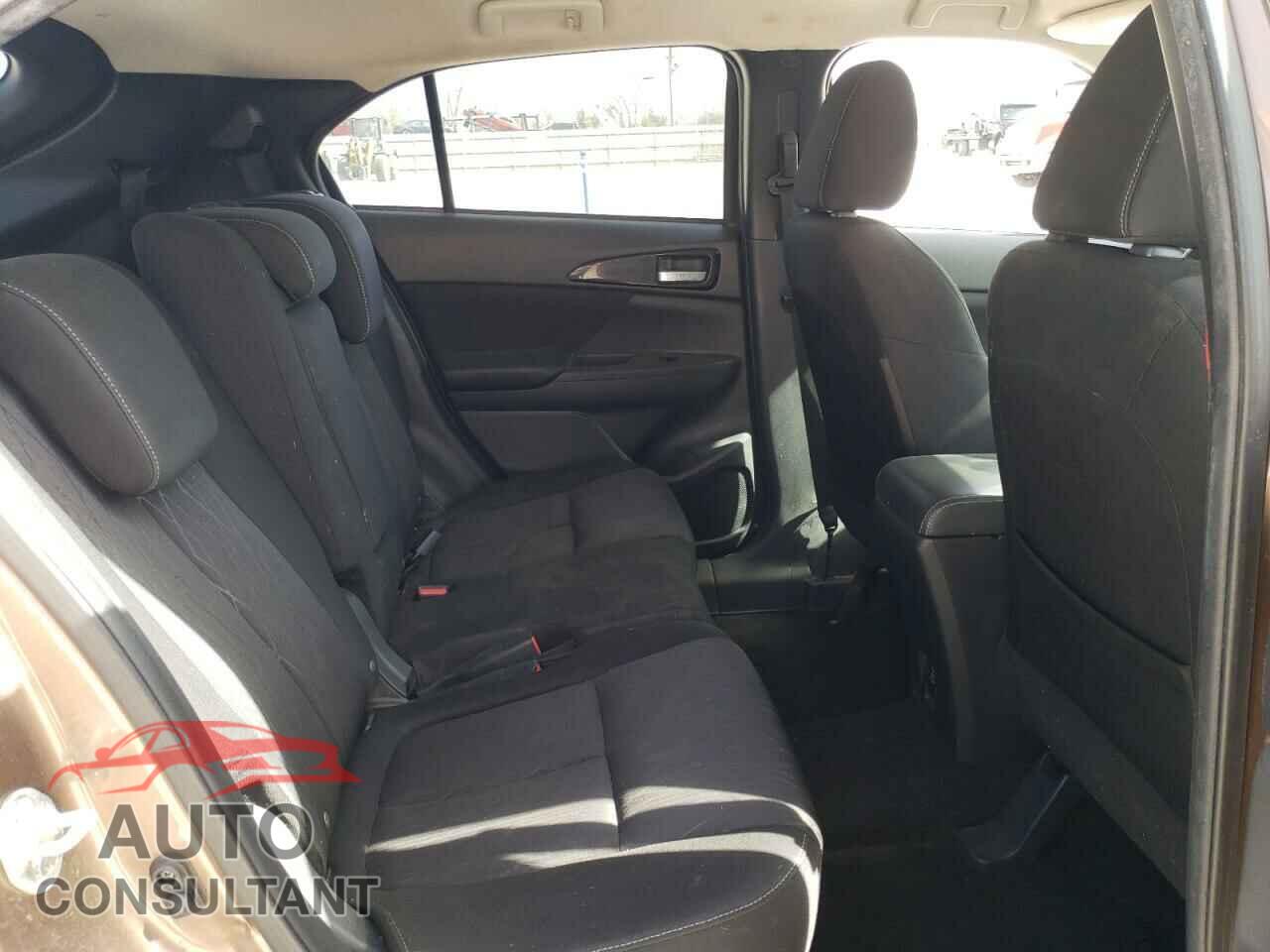 MITSUBISHI ECLIPSE 2018 - JA4AT5AA1JZ047626