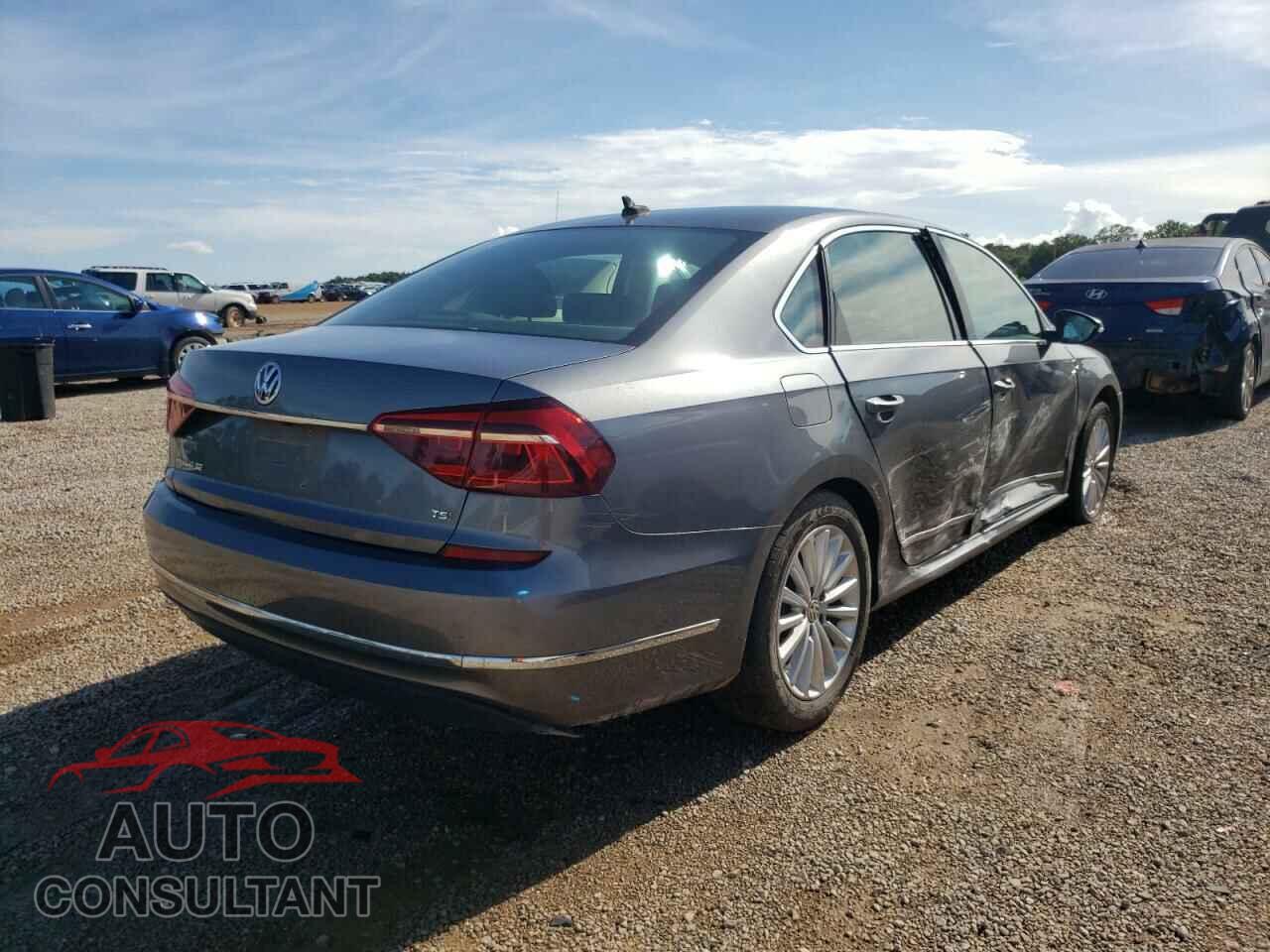 VOLKSWAGEN PASSAT 2017 - 1VWBT7A36HC020522